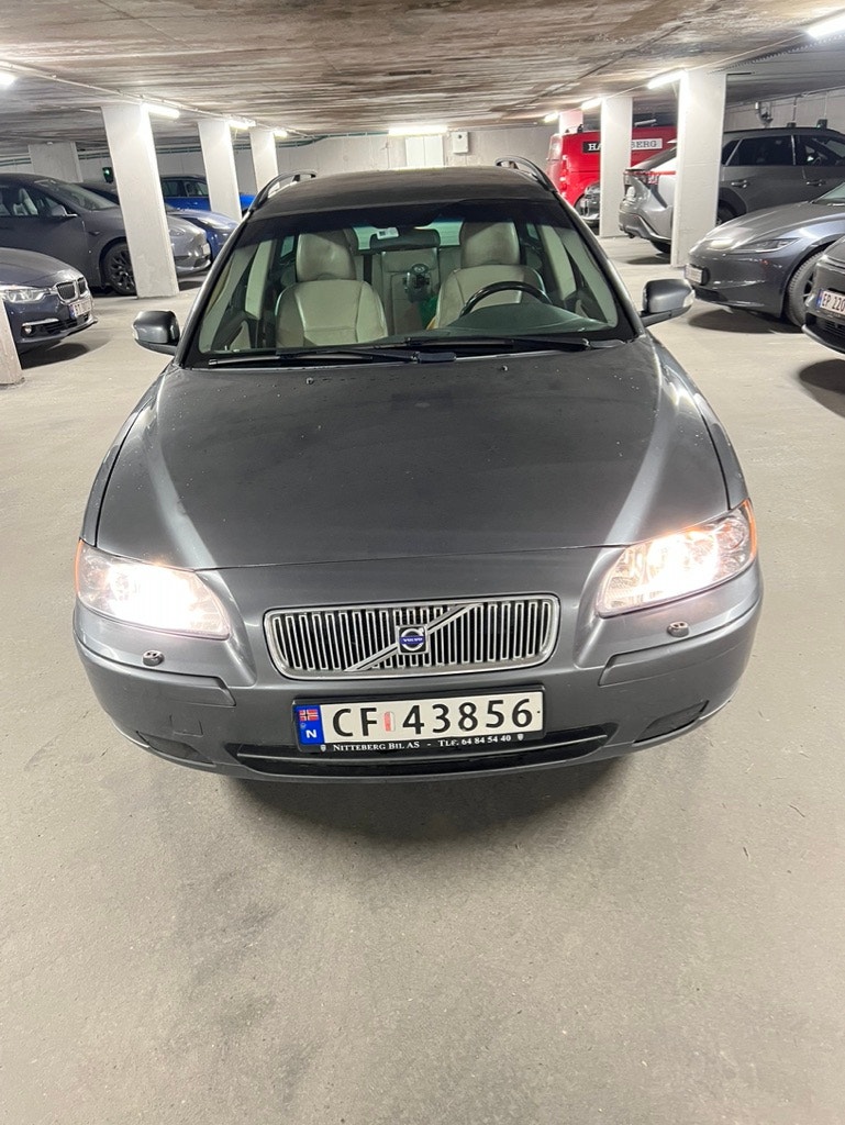 Brukt Volvo V70 2.4