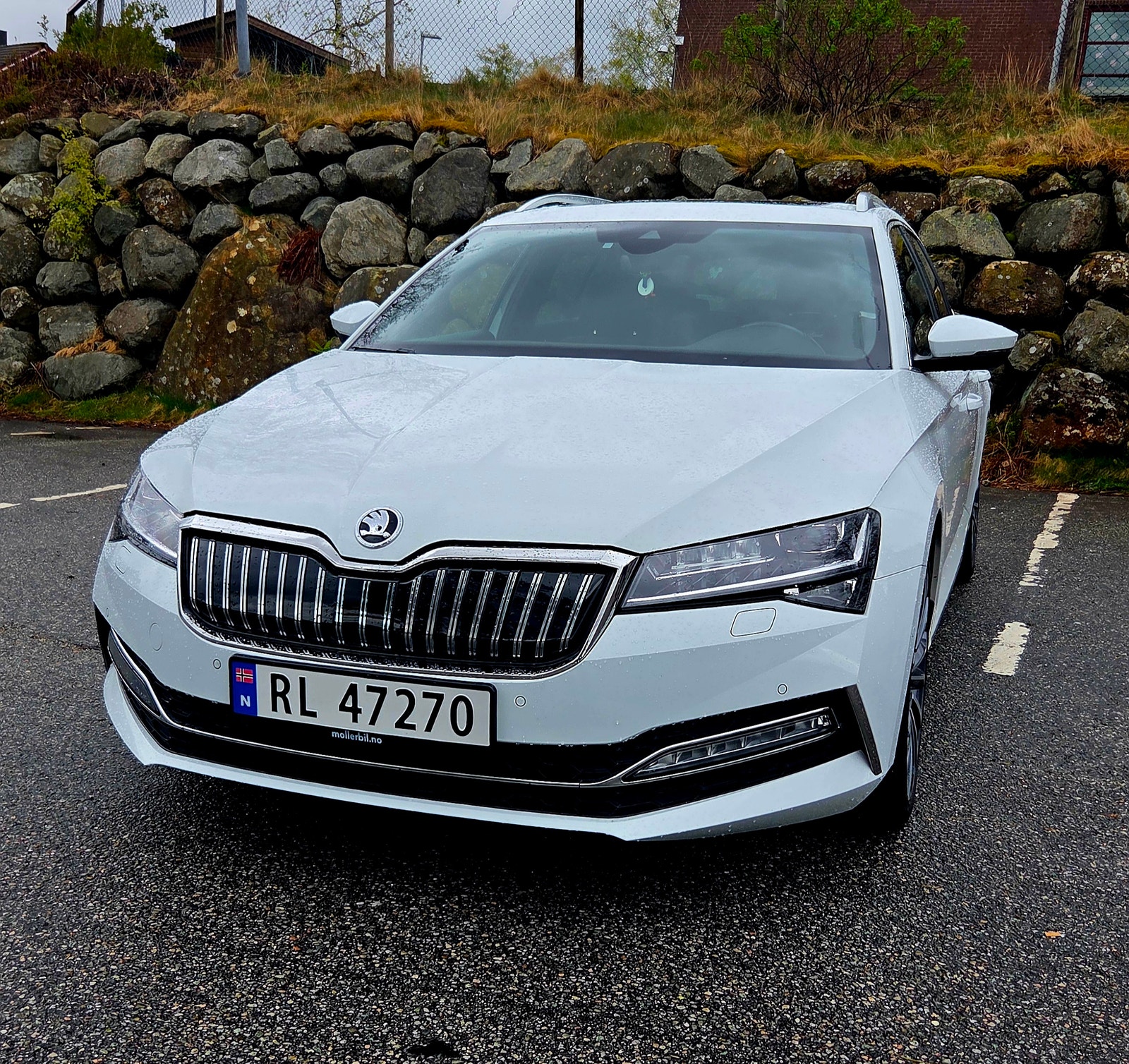 Brukt Škoda Superb 1.4