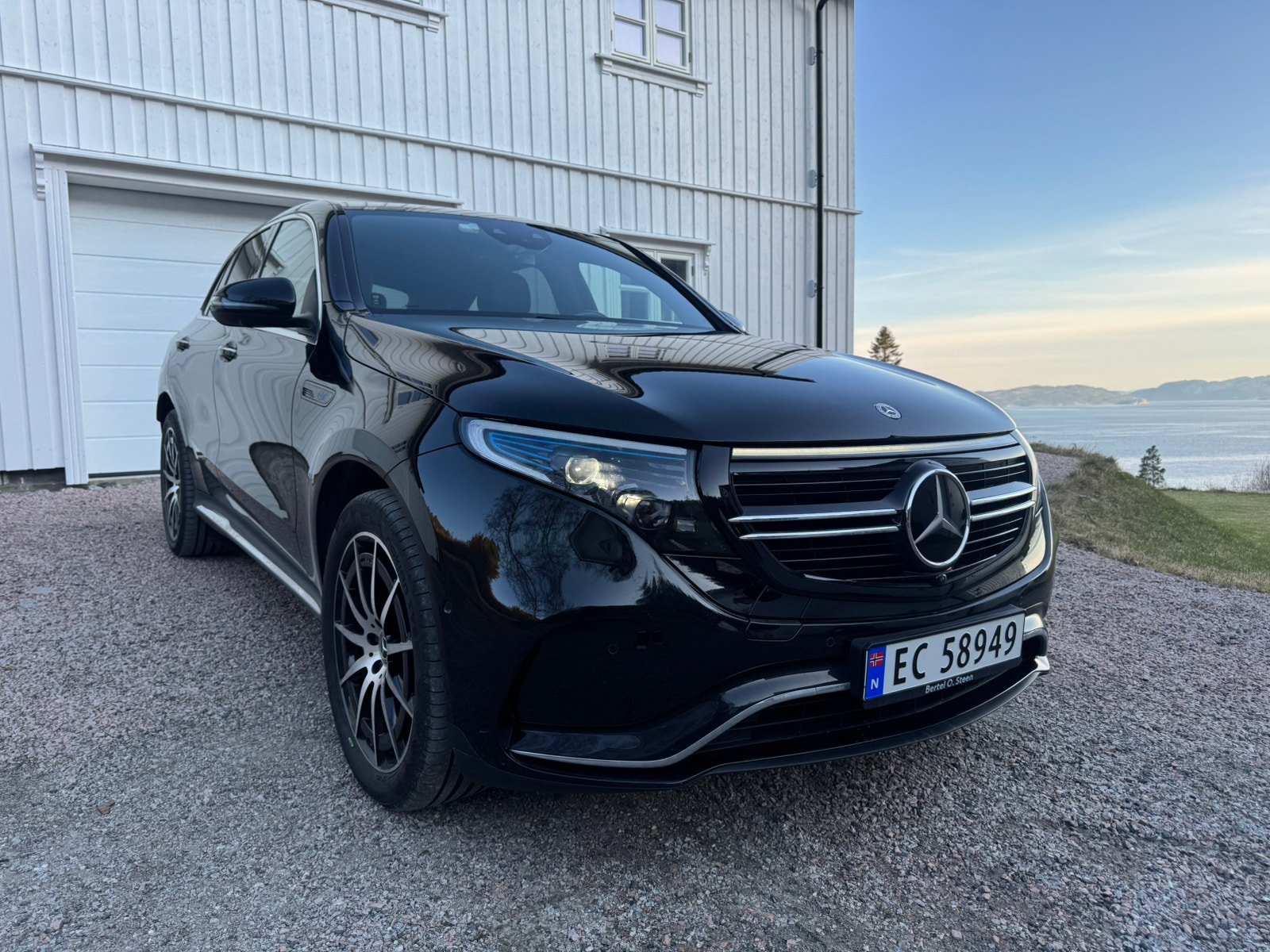Brukt Mercedes Benz Eqc 