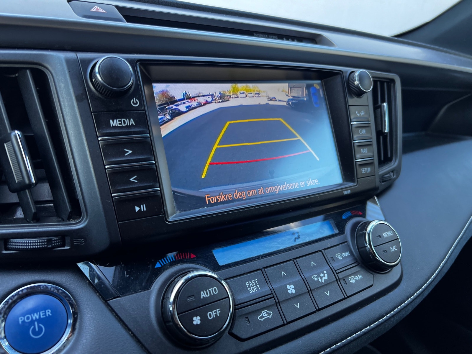 Hovedbilde av Toyota RAV4