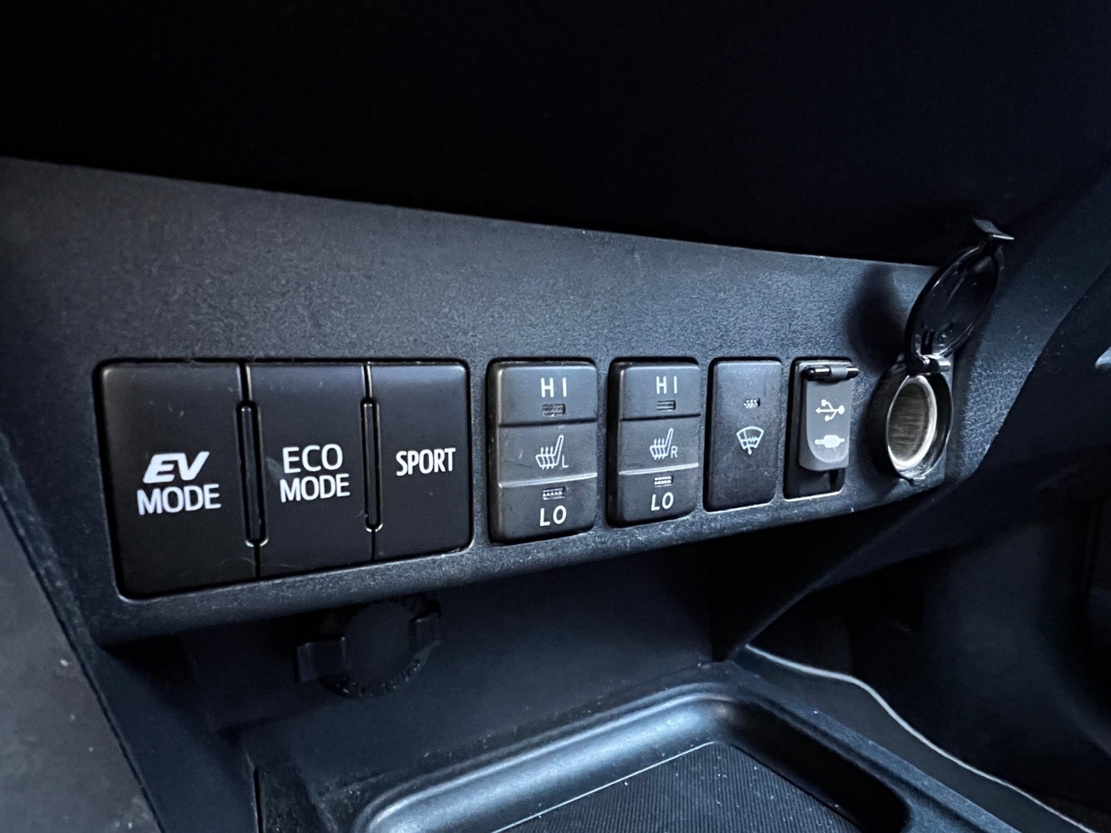 Hovedbilde av Toyota RAV4