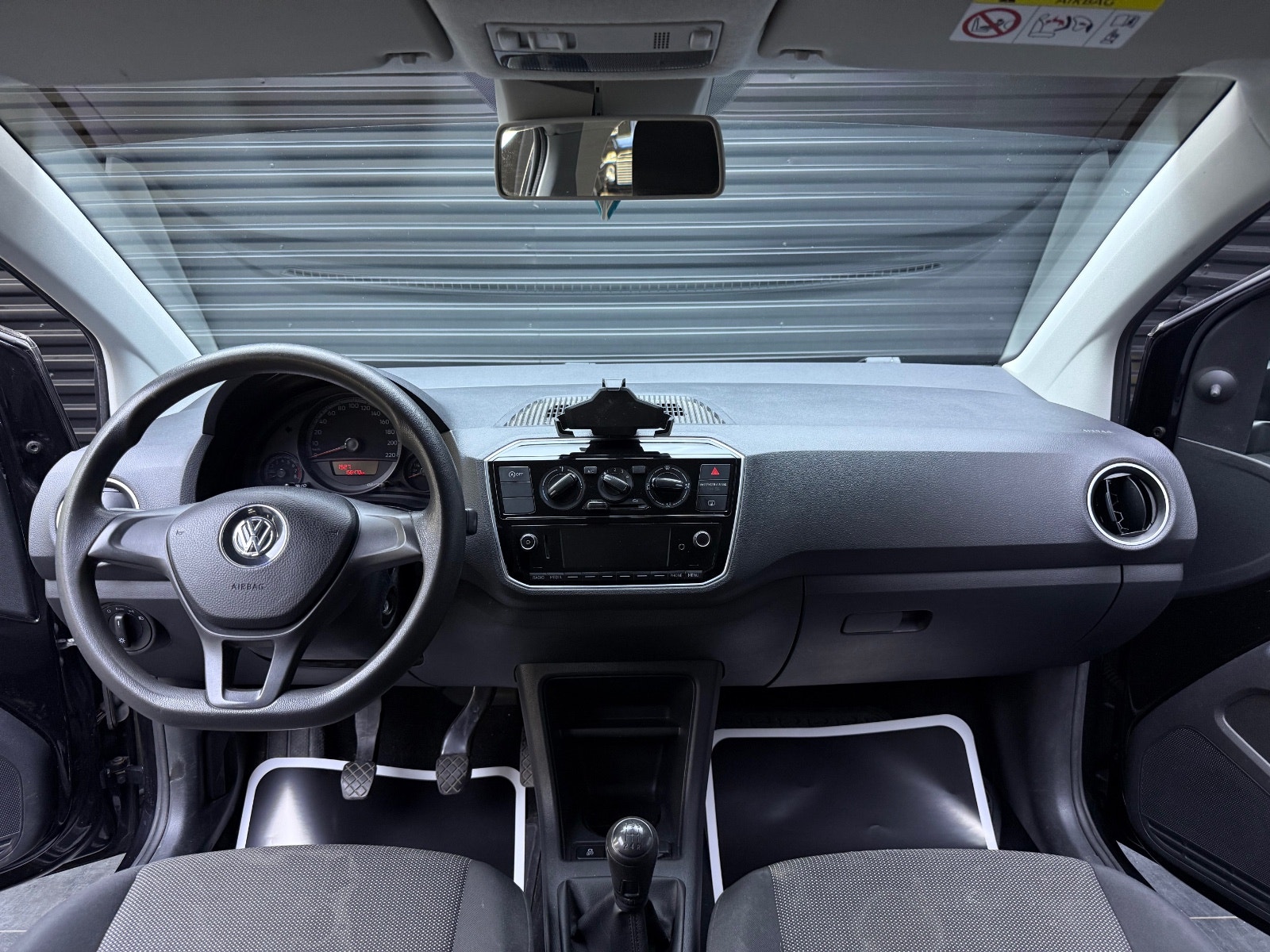 Hovedbilde av Volkswagen UP!