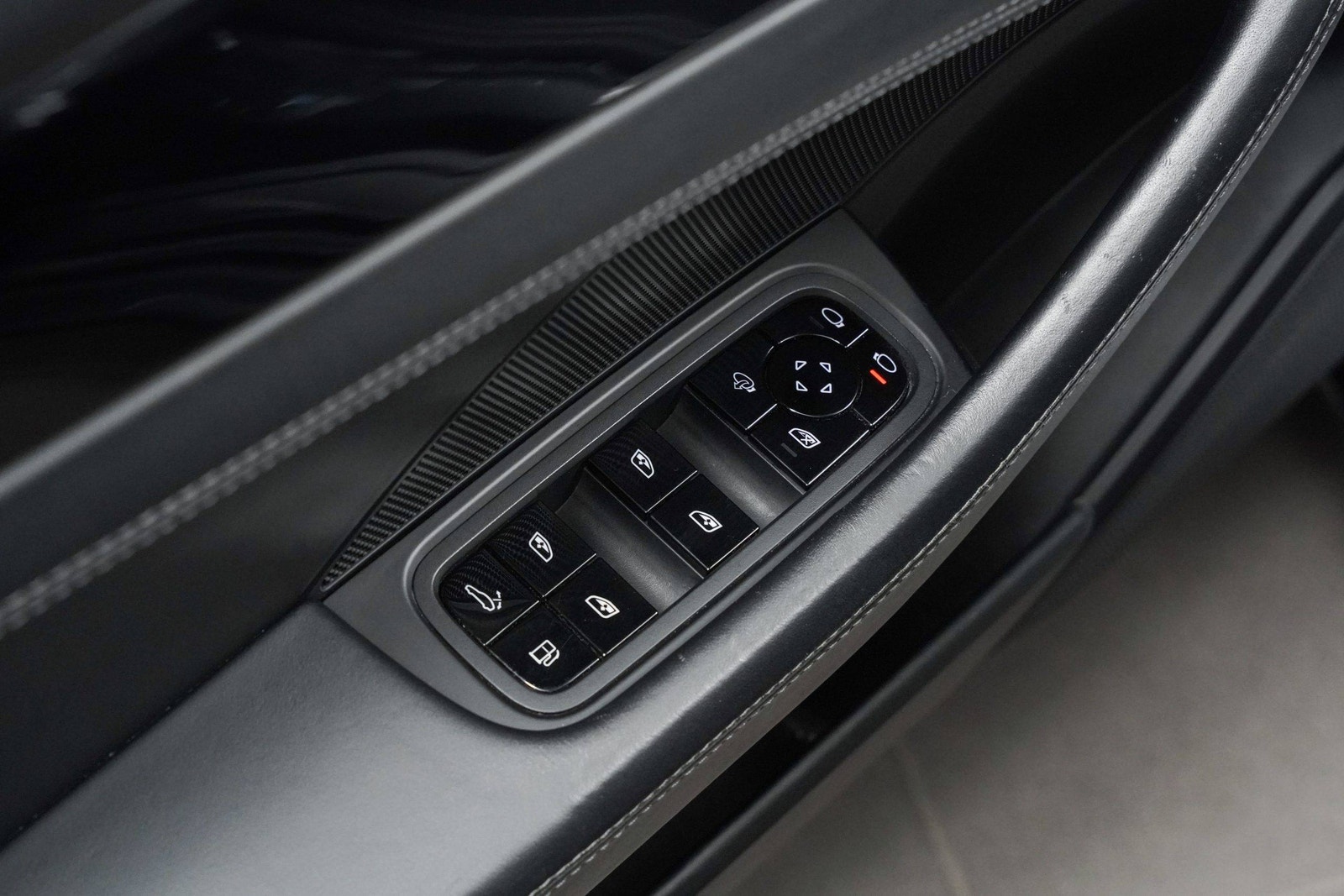 Hovedbilde av Porsche Panamera