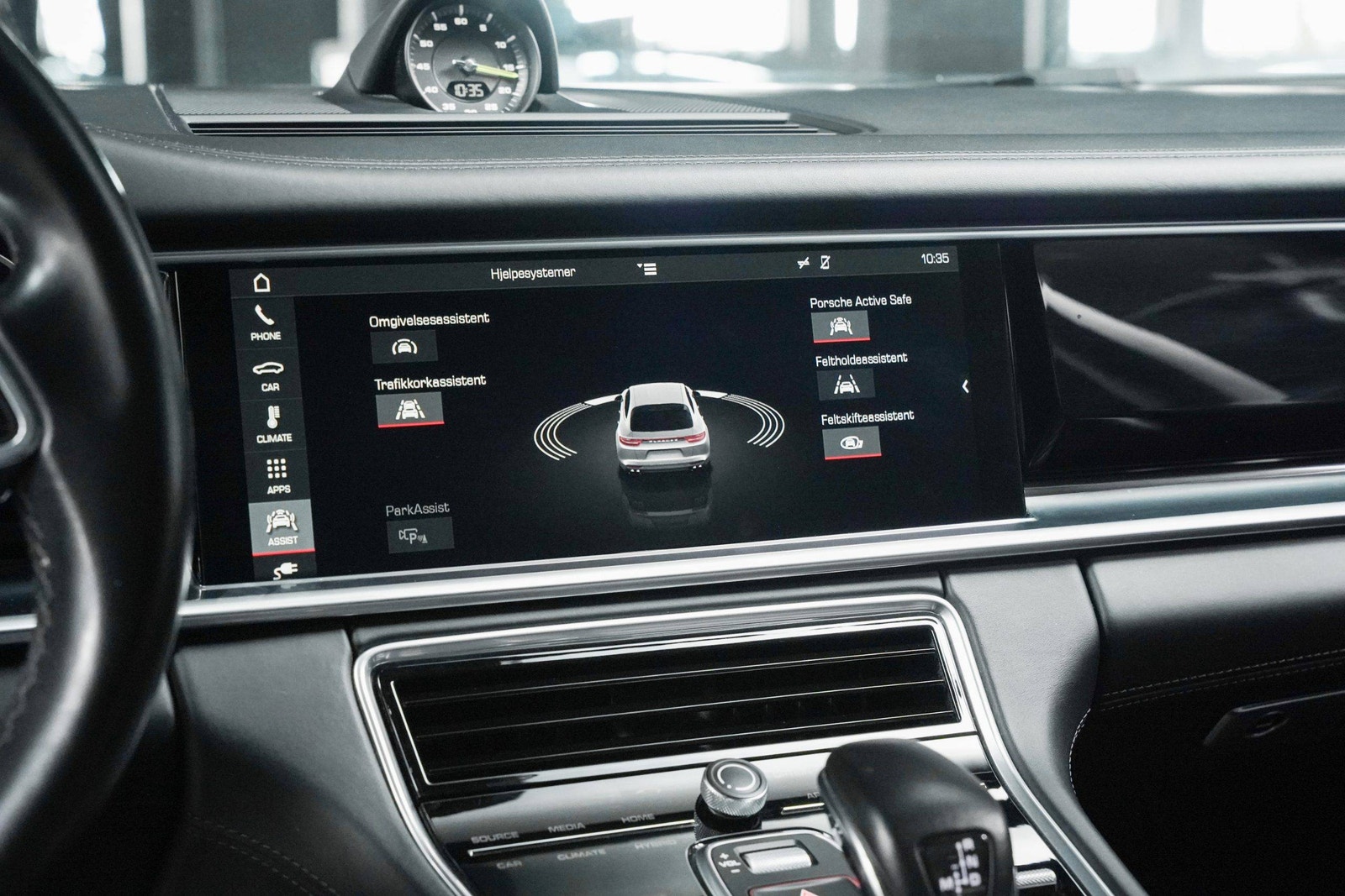 Hovedbilde av Porsche Panamera