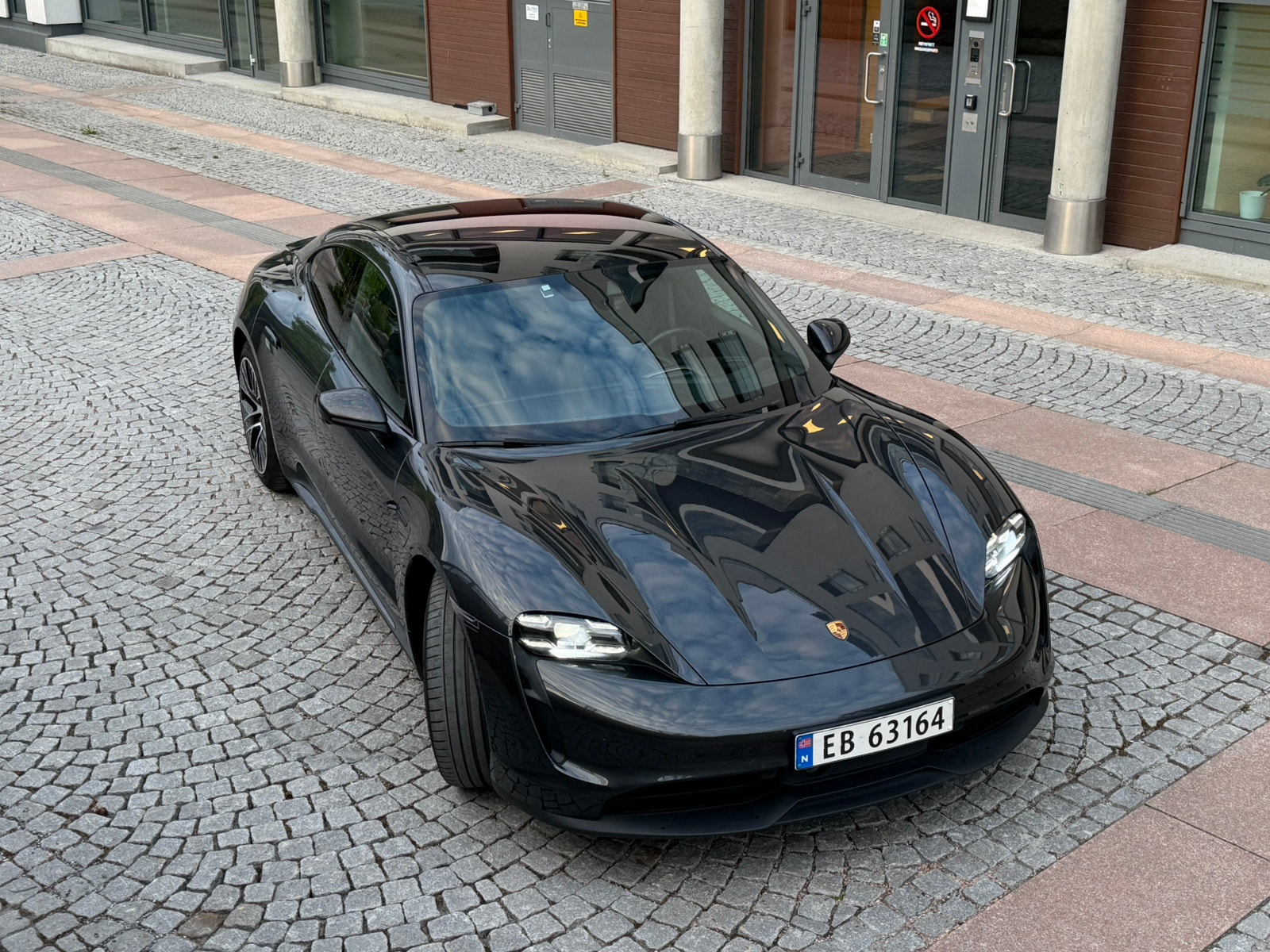 Brukt Porsche Taycan 