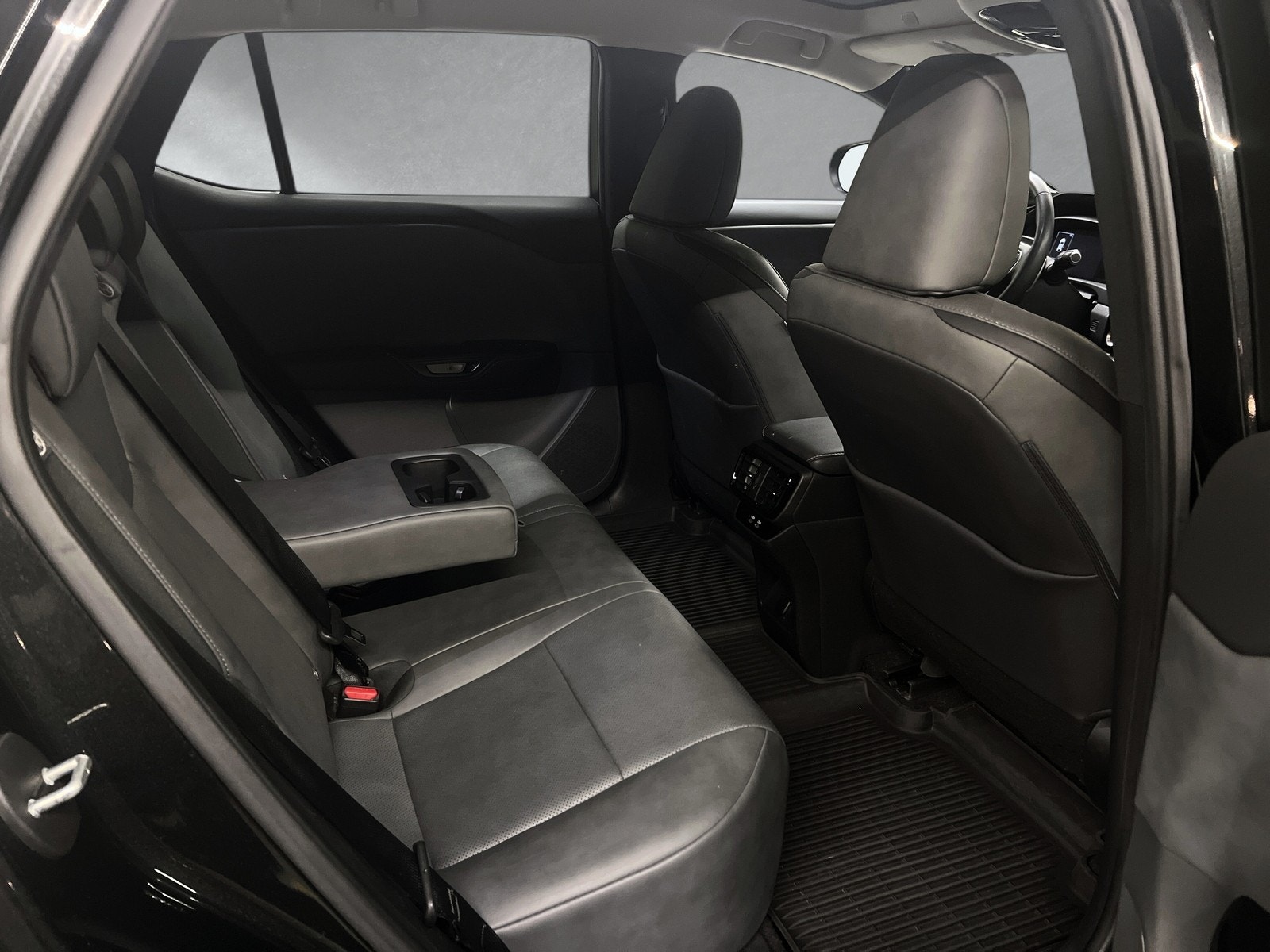 Hovedbilde av Lexus RZ450e