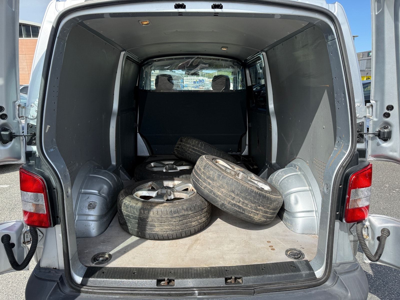 Hovedbilde av Volkswagen Transporter