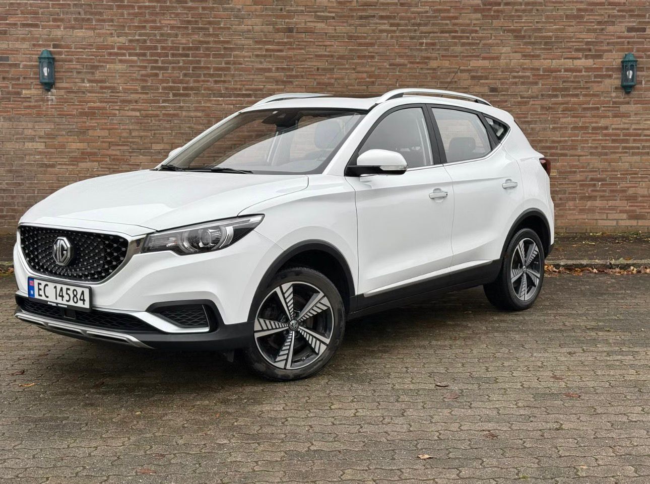 Brukt Mg Zs electro