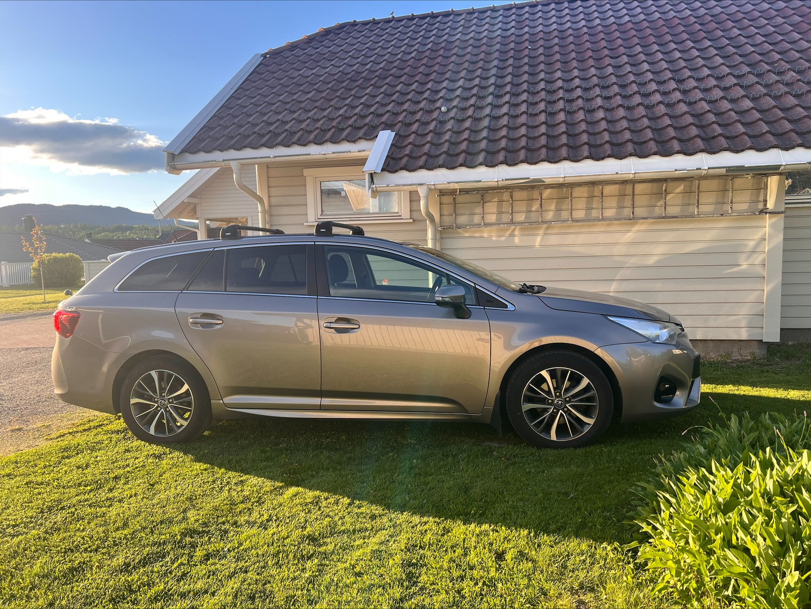 Brukt Toyota Avensis 1.8