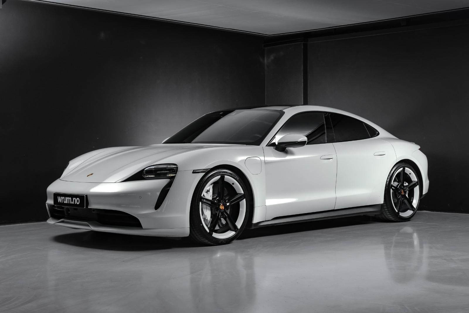 Brukt Porsche Taycan 