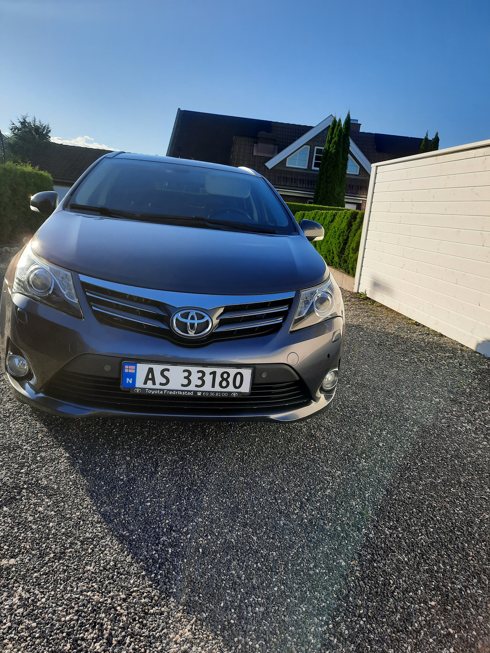 Brugt Toyota Avensis 1.8