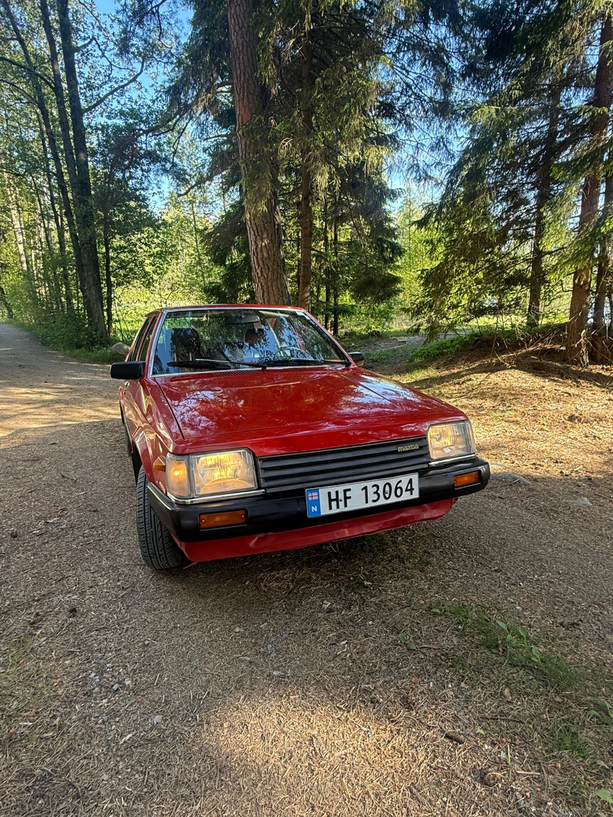 Brukt Mazda 323 1.5