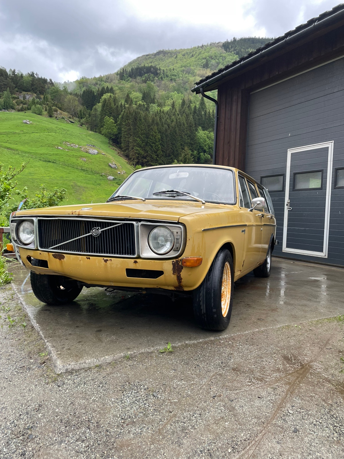 Brukt Volvo 140 