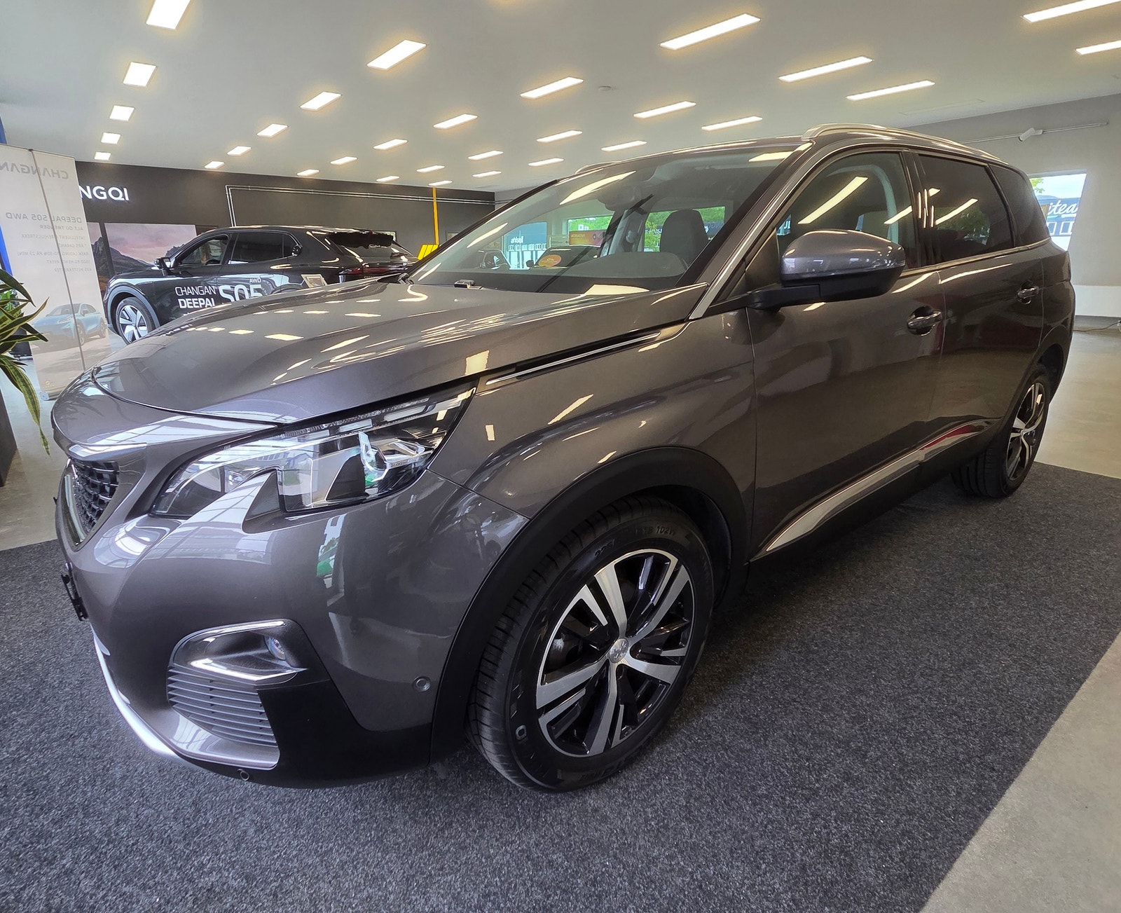 Brukt Peugeot 5008 1.2