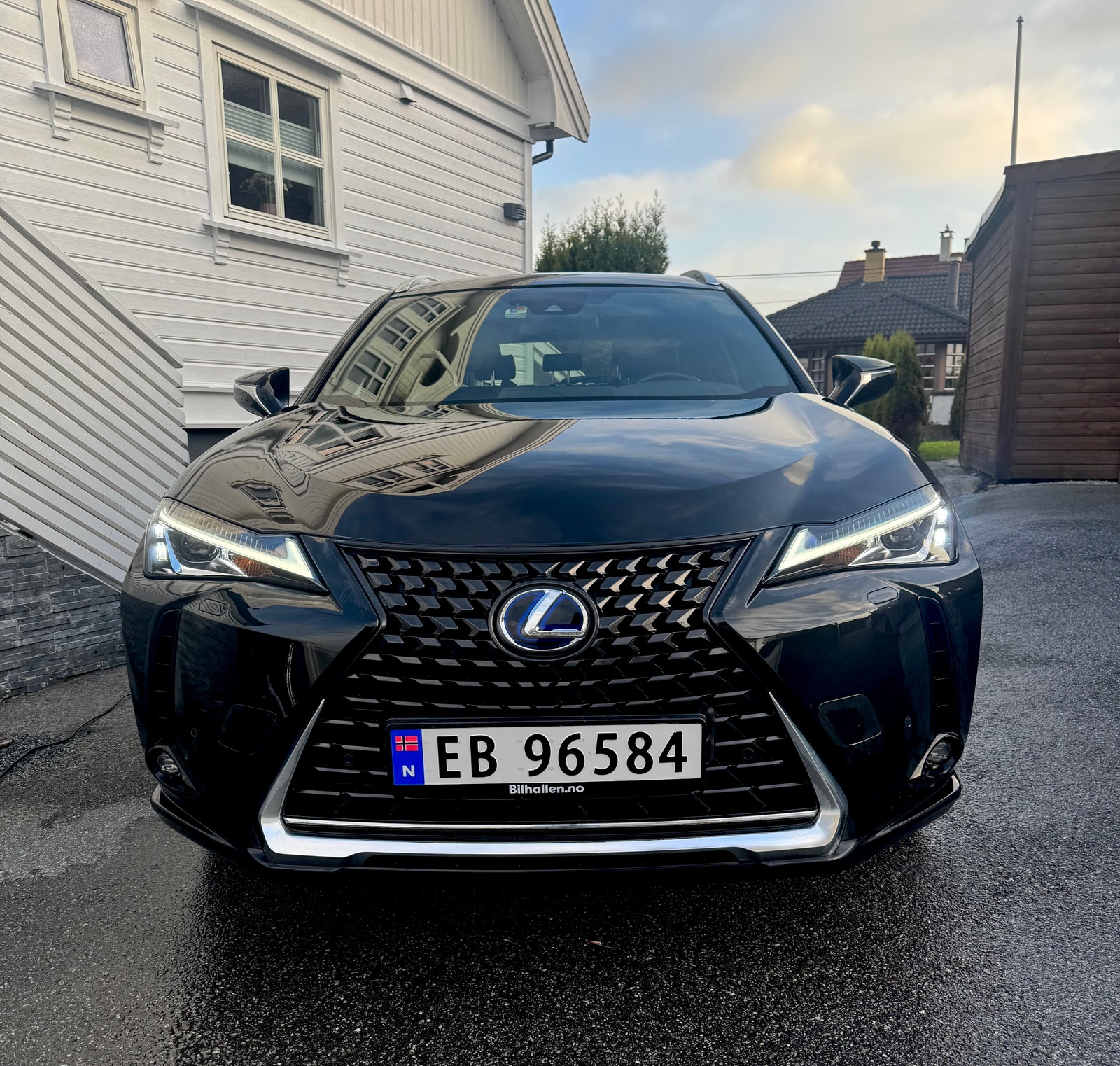 Brukt Lexus Ux 
