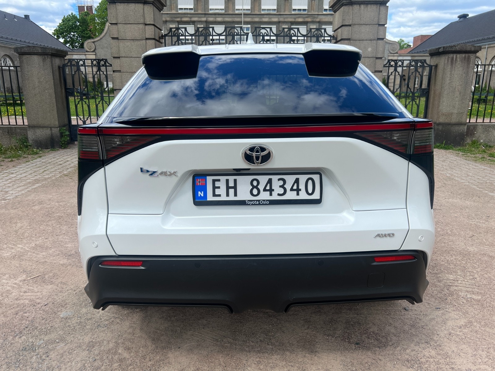 Hovedbilde av Toyota bZ4X