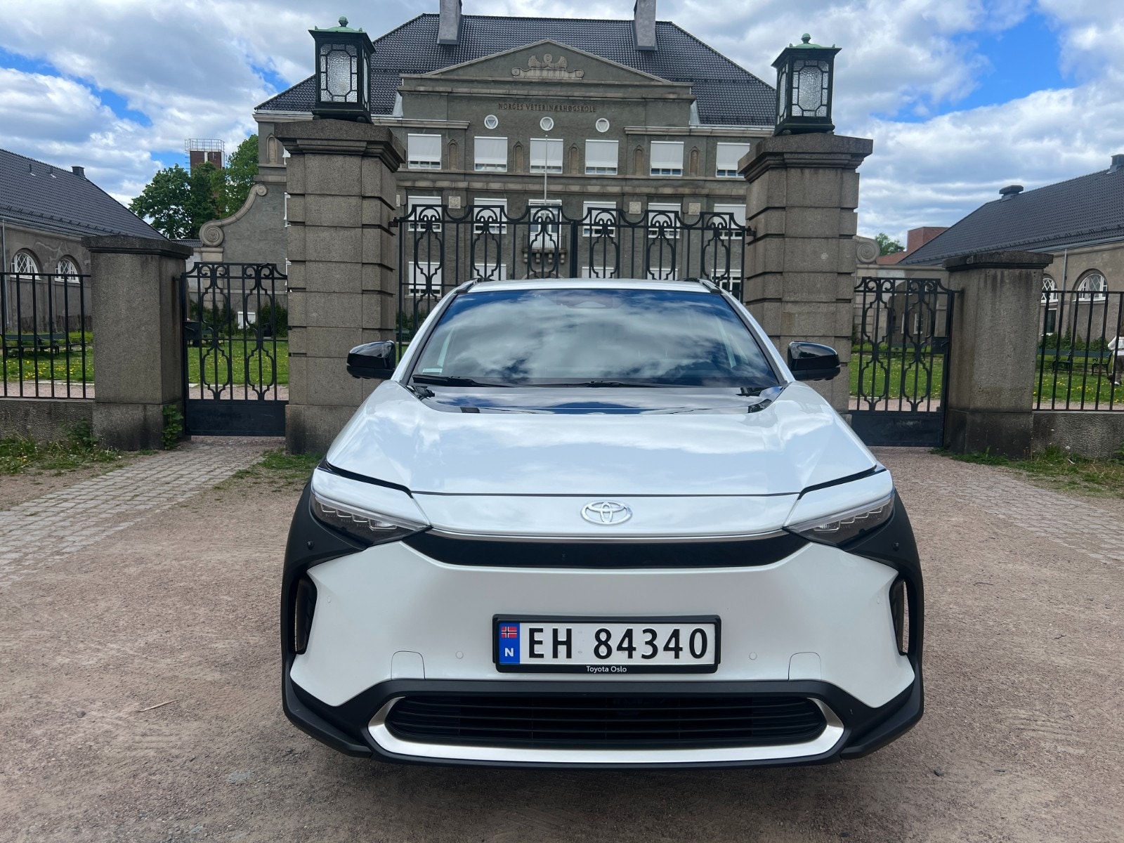 Hovedbilde av Toyota bZ4X
