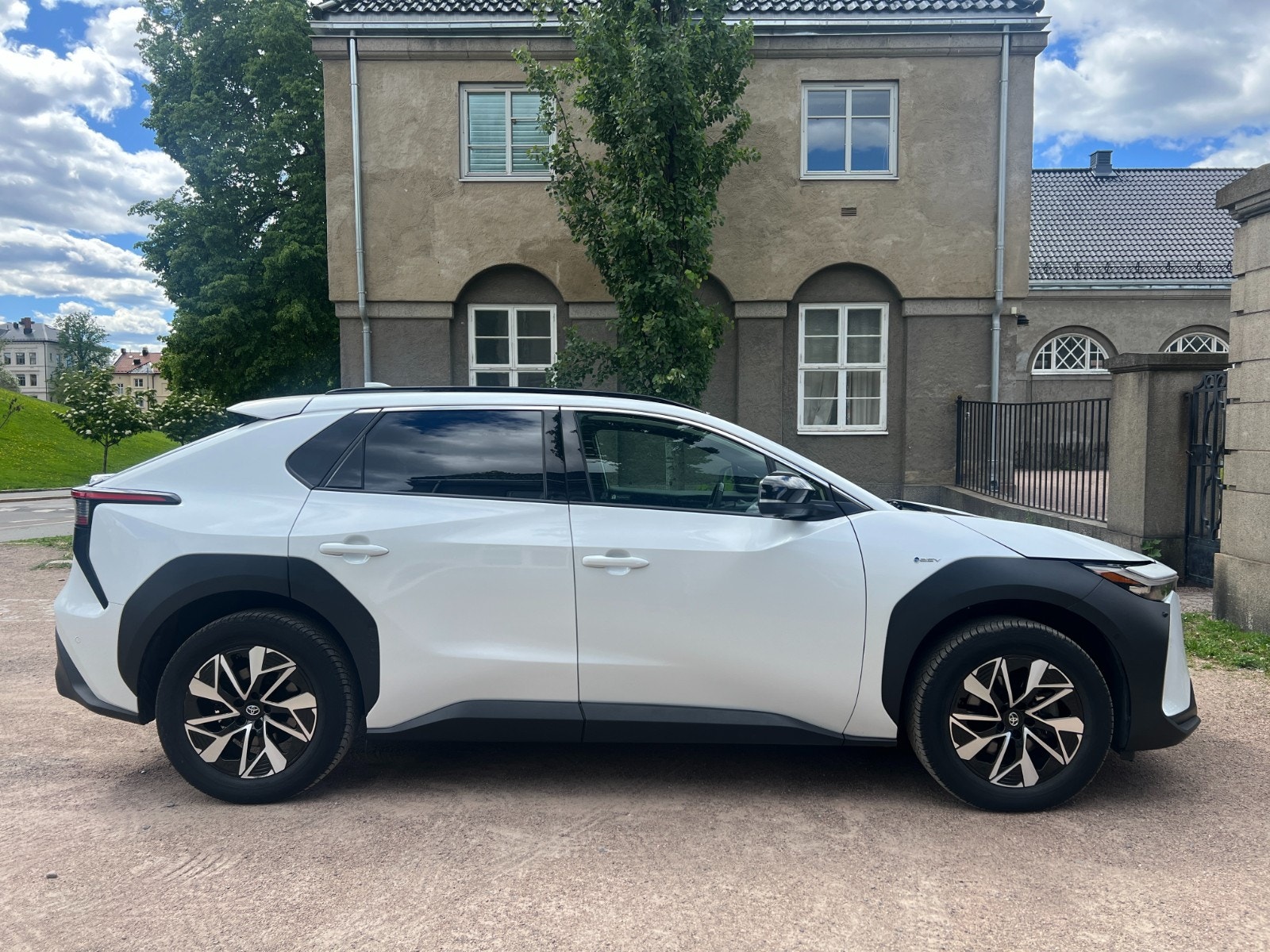 Hovedbilde av Toyota bZ4X