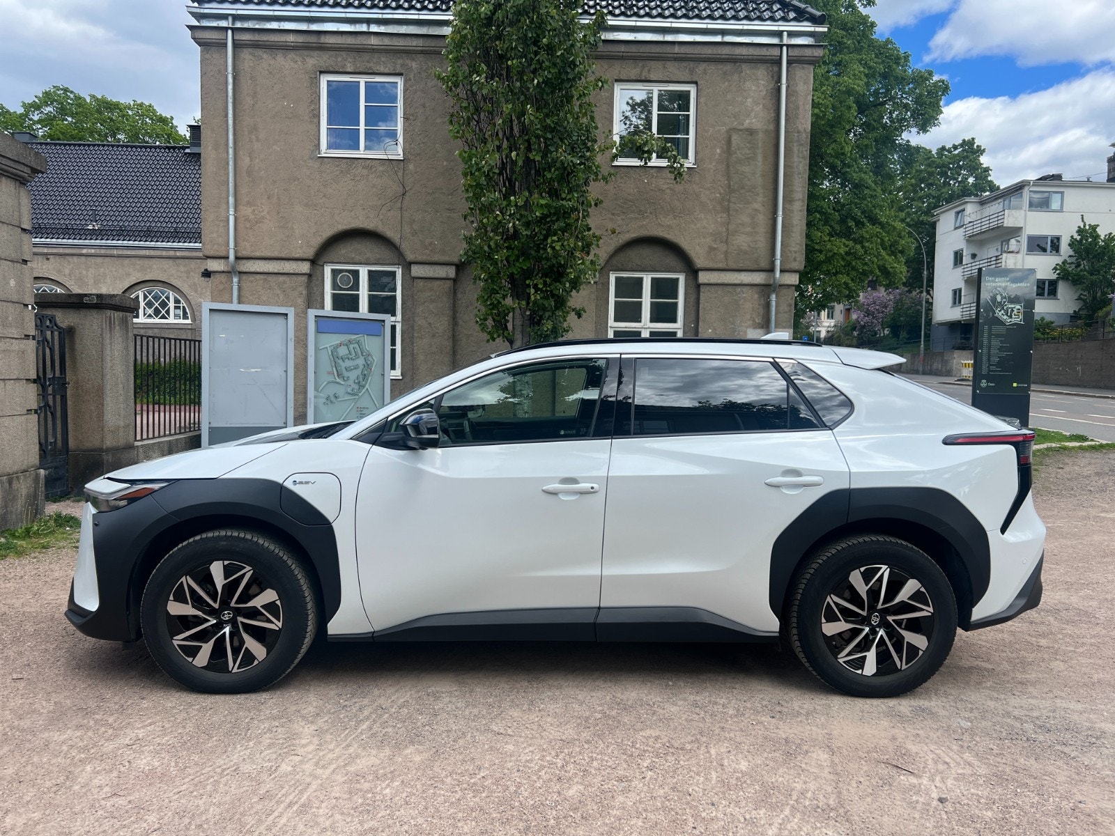 Hovedbilde av Toyota bZ4X