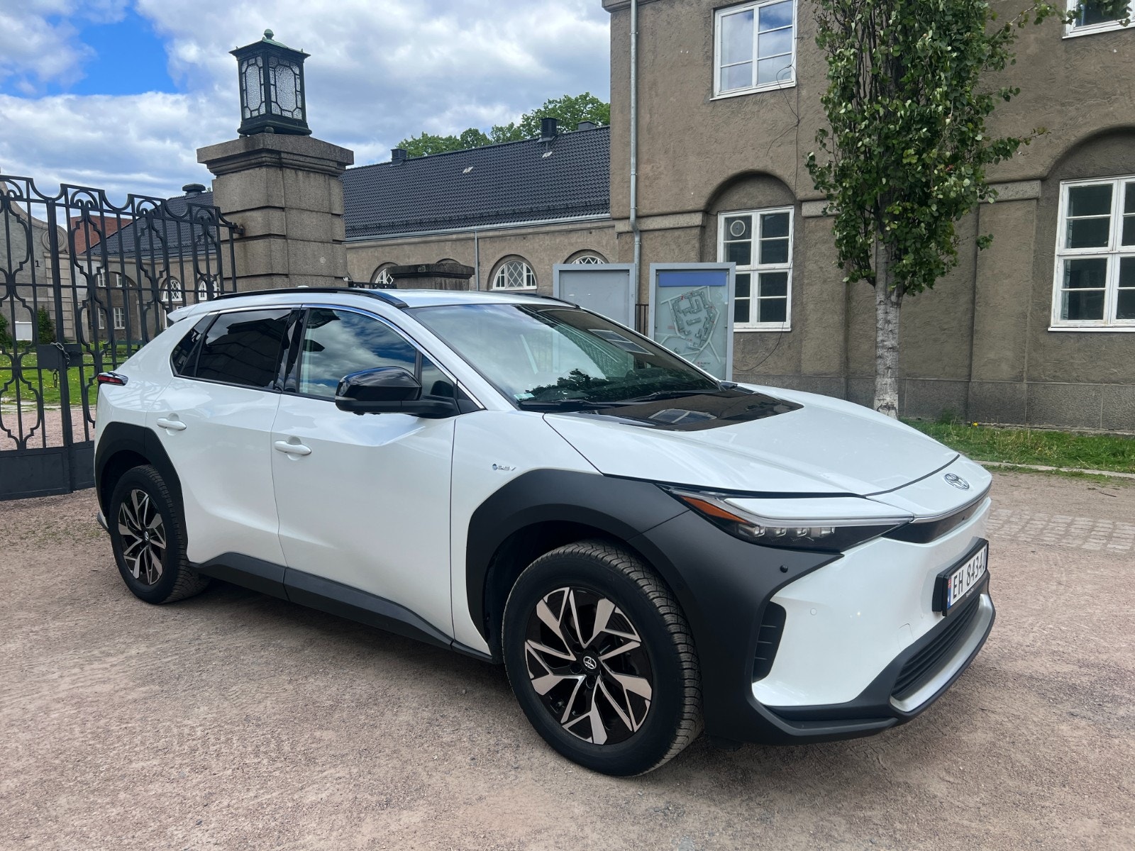 Hovedbilde av Toyota bZ4X