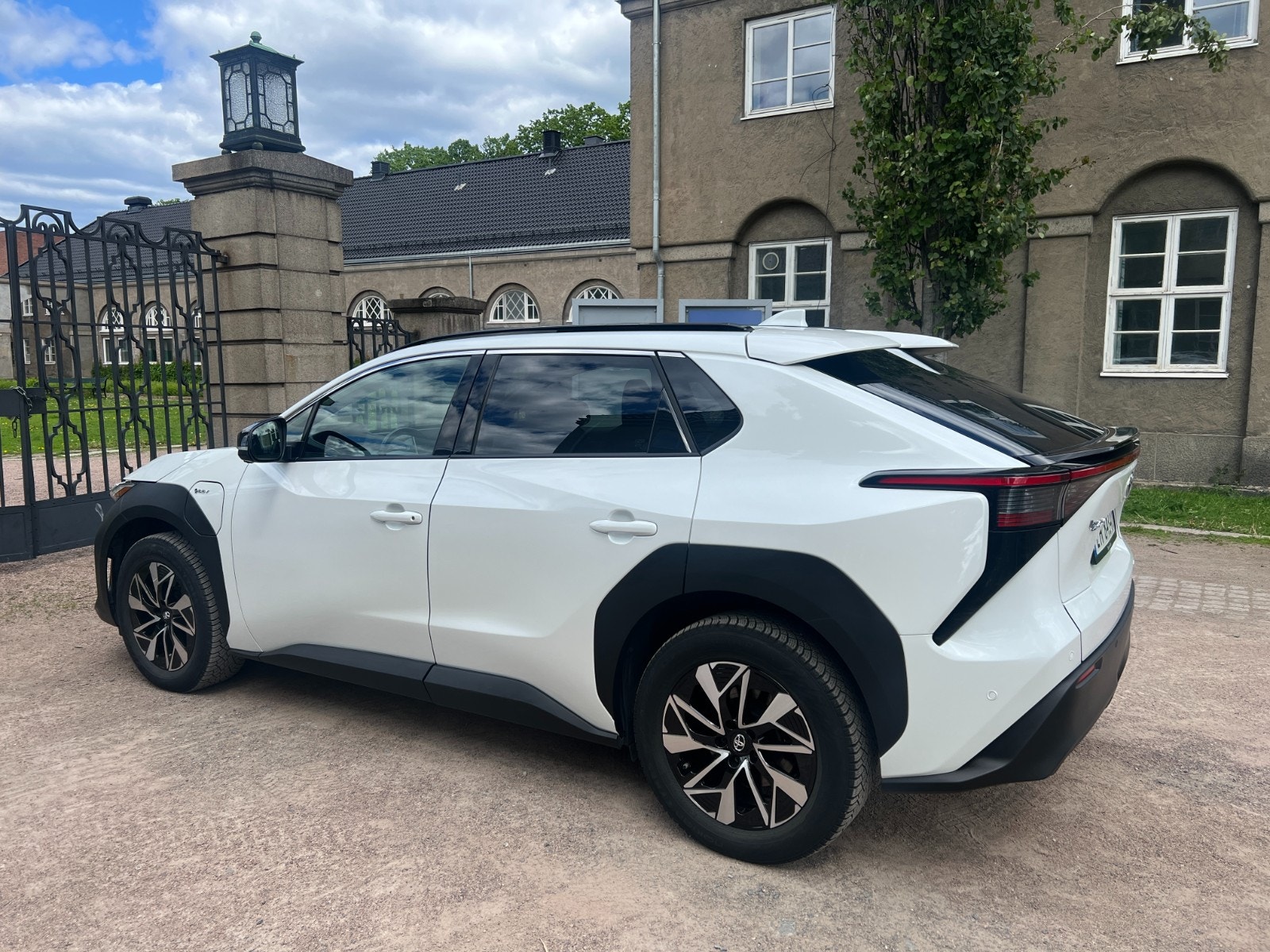 Hovedbilde av Toyota bZ4X