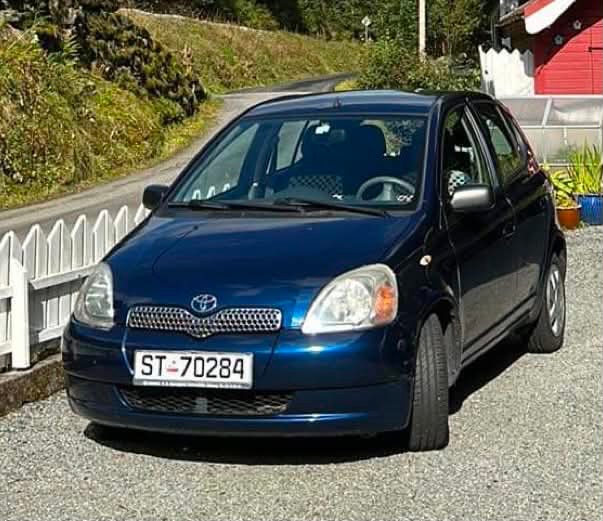 Brukt Toyota Yaris 1.3 vvt-i