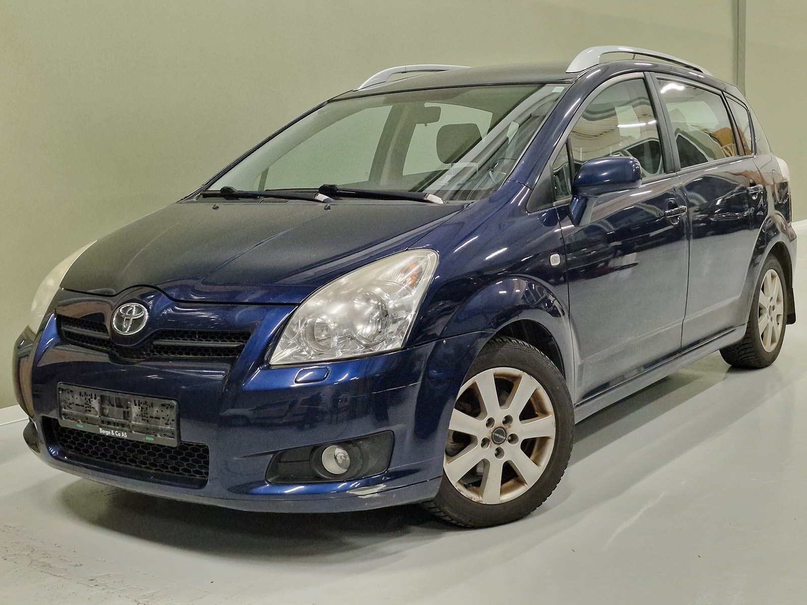 Brukt Toyota Corolla Verso 2.2 d-4d