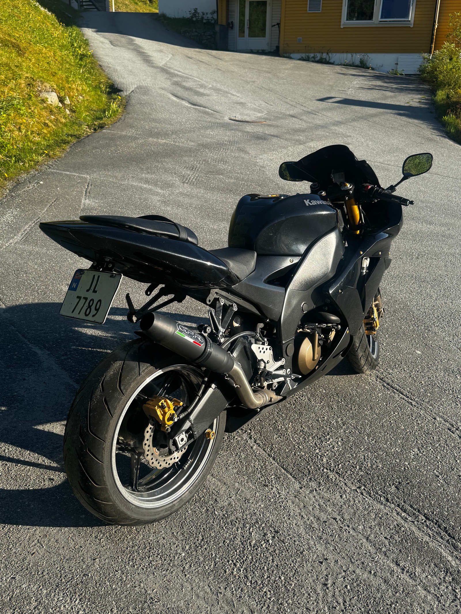 Til salgs: Kawasaki ZX-10 R - 2004 | FINN.no
