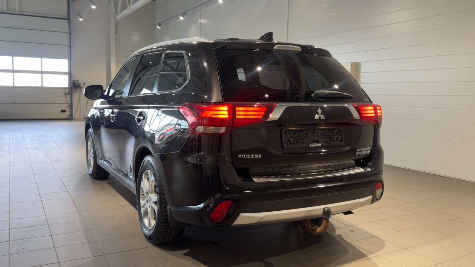 Hovedbilde av Mitsubishi Outlander