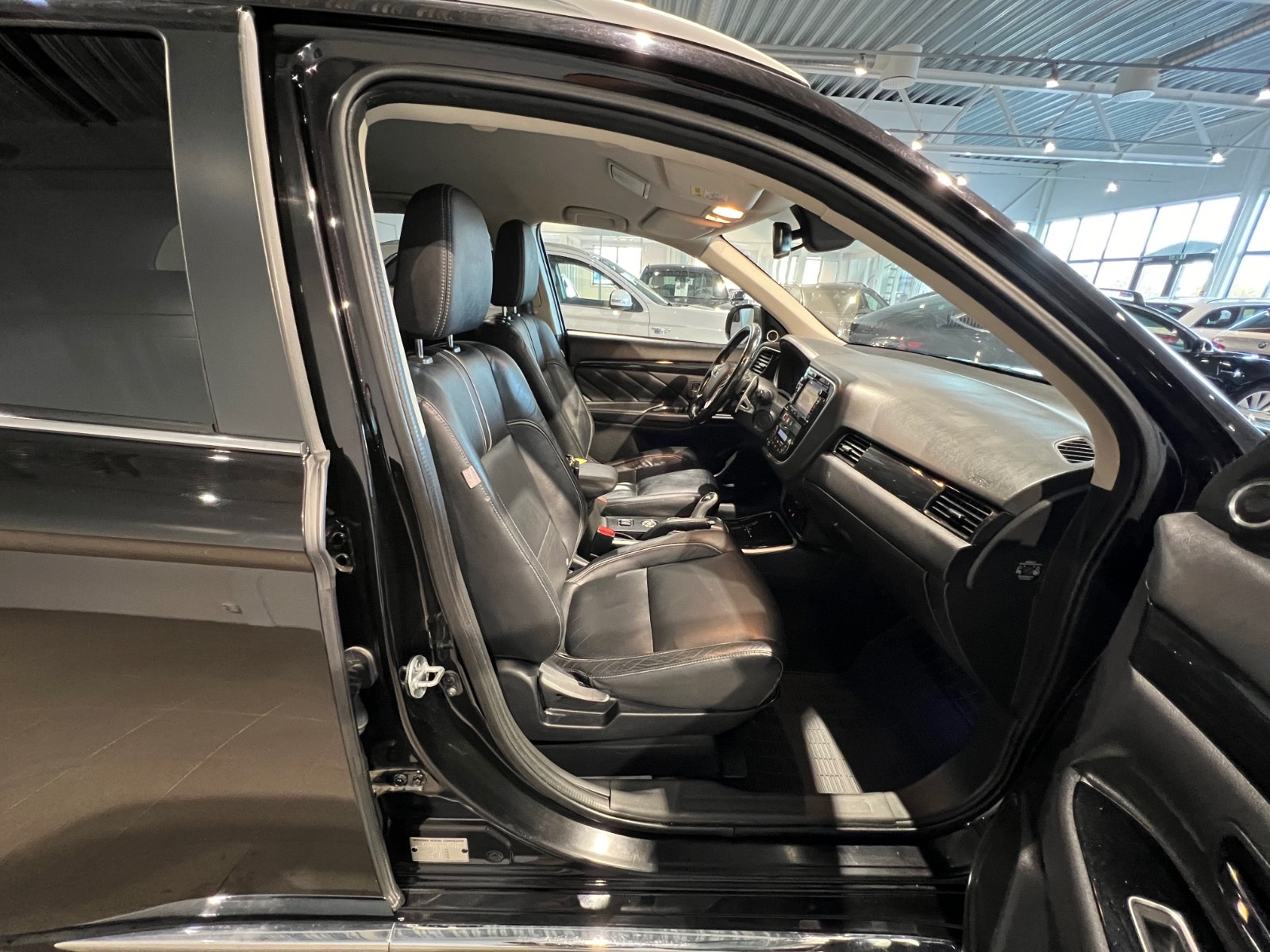 Hovedbilde av Mitsubishi Outlander