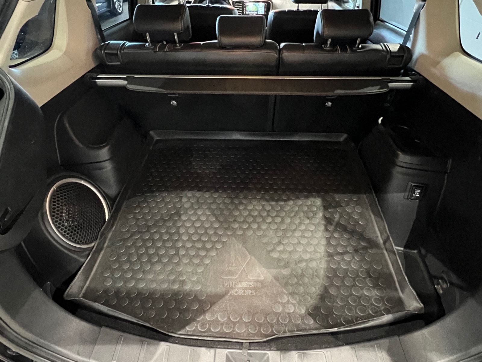 Hovedbilde av Mitsubishi Outlander
