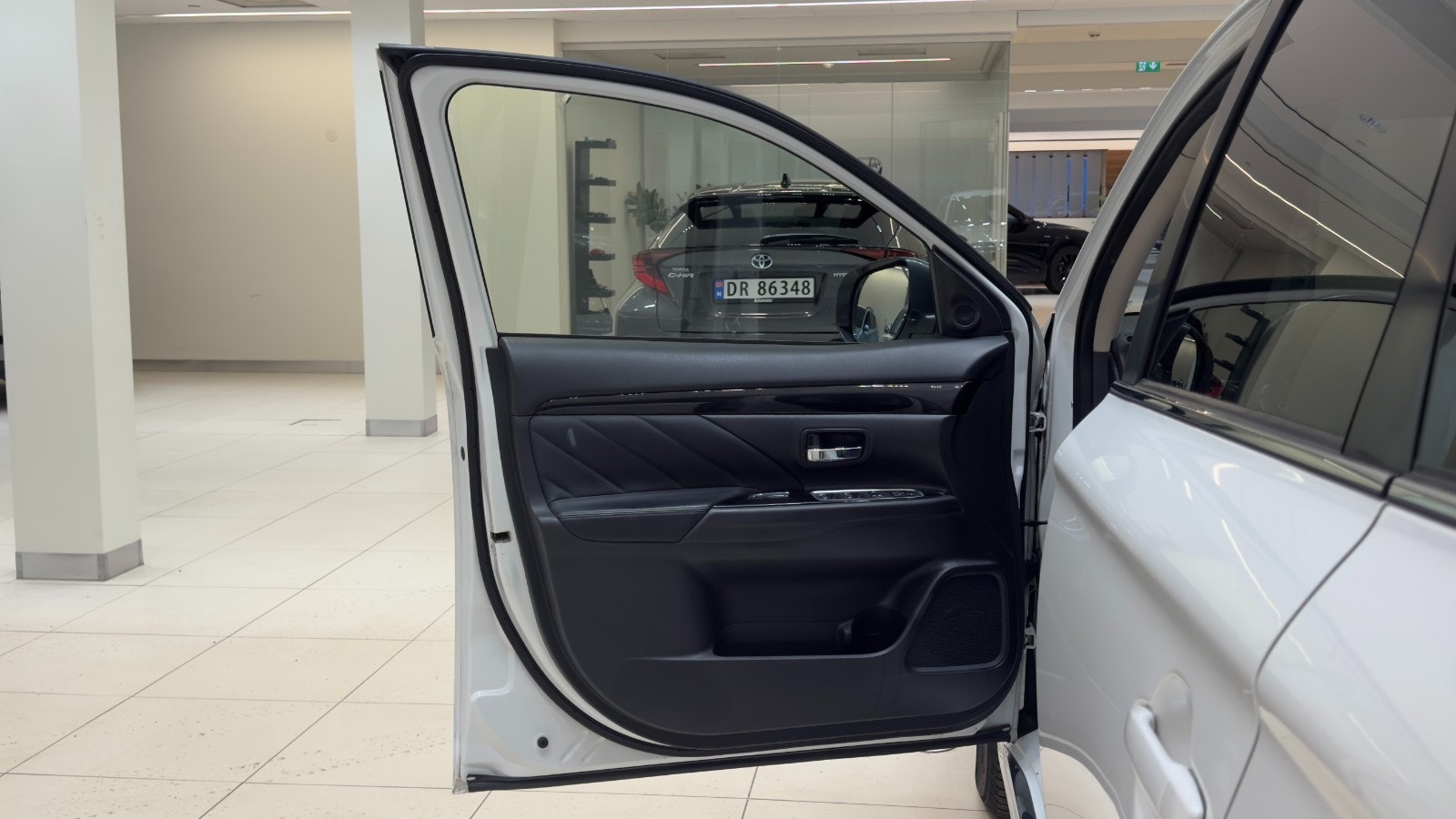 Hovedbilde av Mitsubishi Outlander