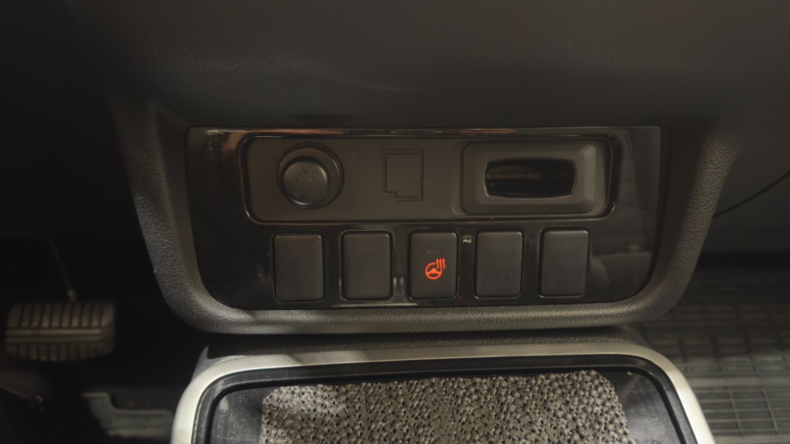 Hovedbilde av Mitsubishi Outlander