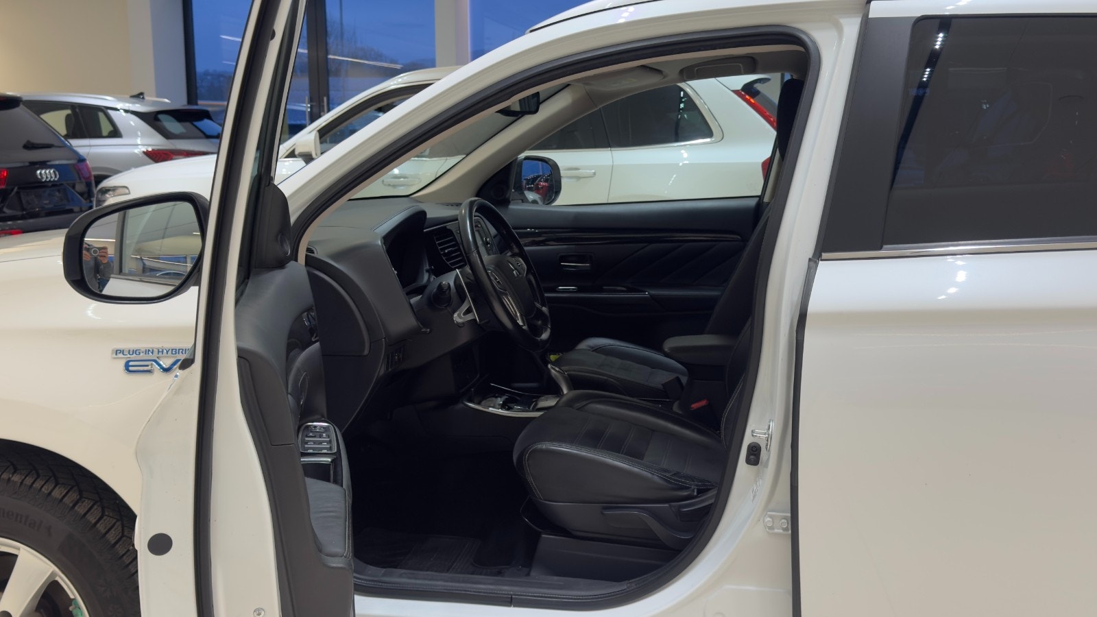 Hovedbilde av Mitsubishi Outlander