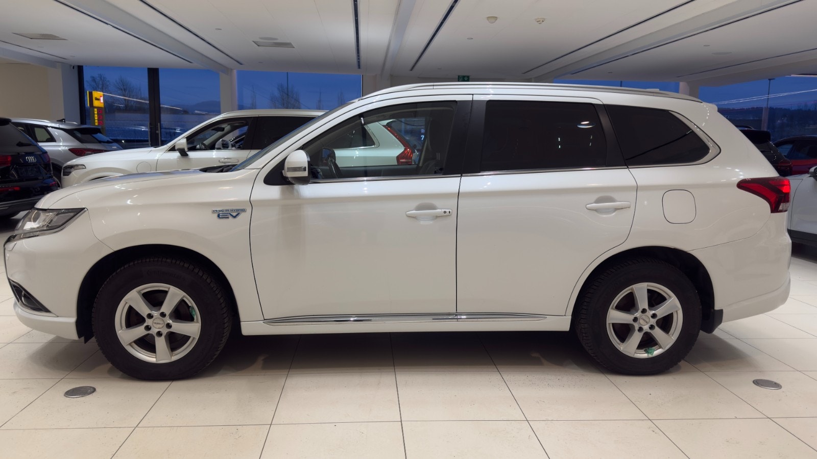 Hovedbilde av Mitsubishi Outlander