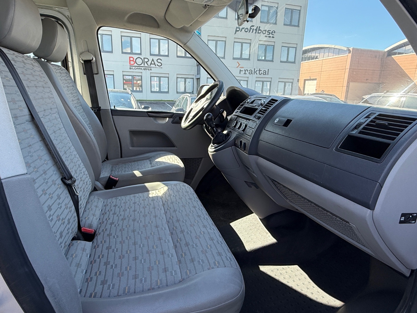 Hovedbilde av Volkswagen Caravelle