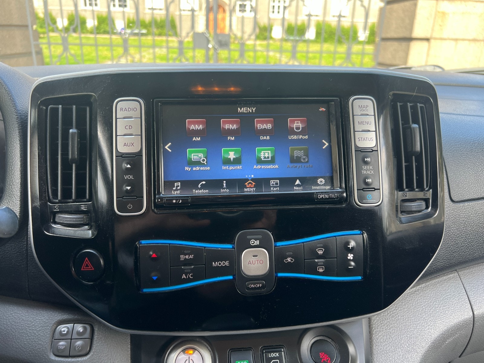 Hovedbilde av Nissan e-NV200