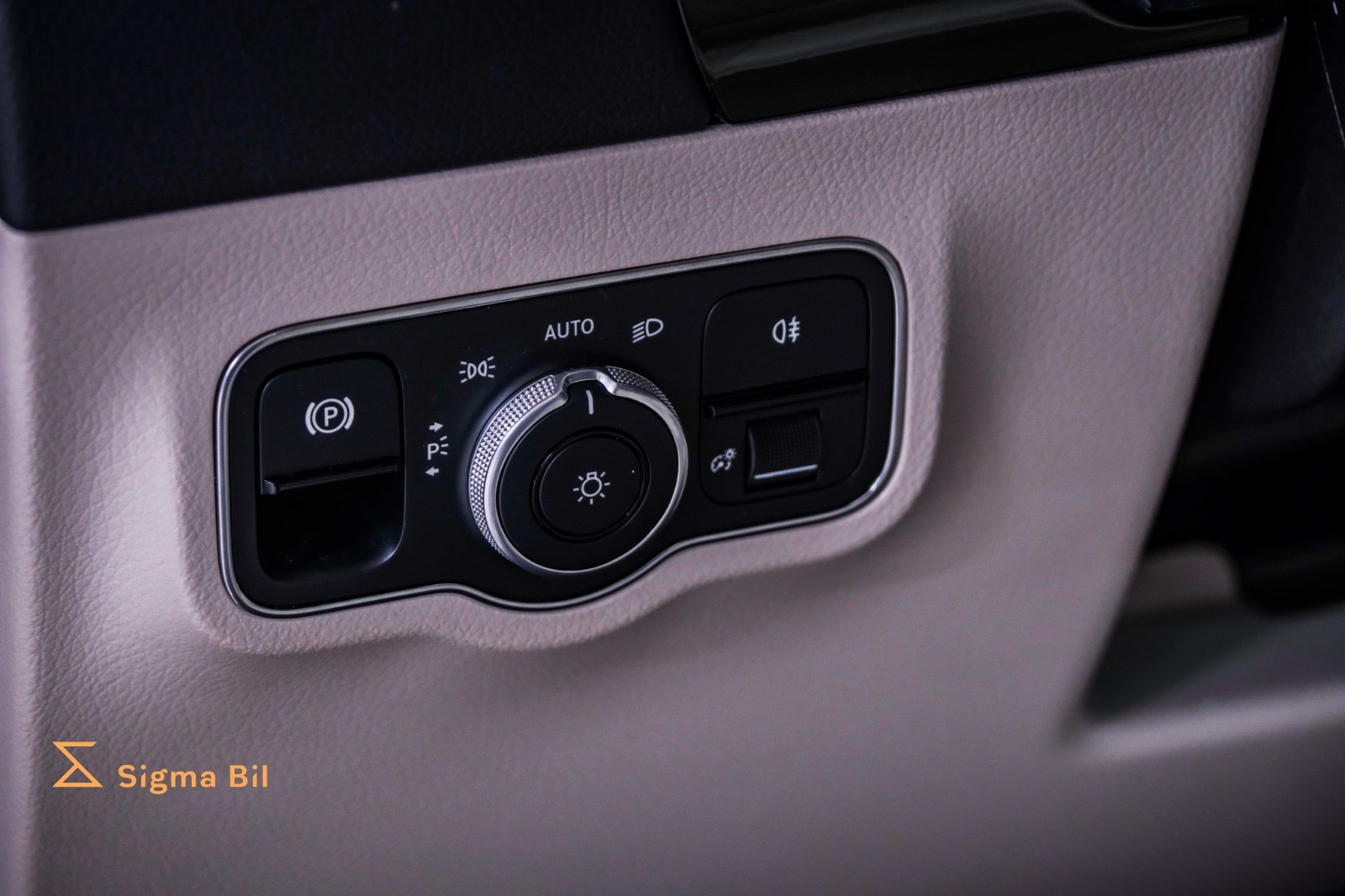 Bilde av Mercedes-Benz EQA300