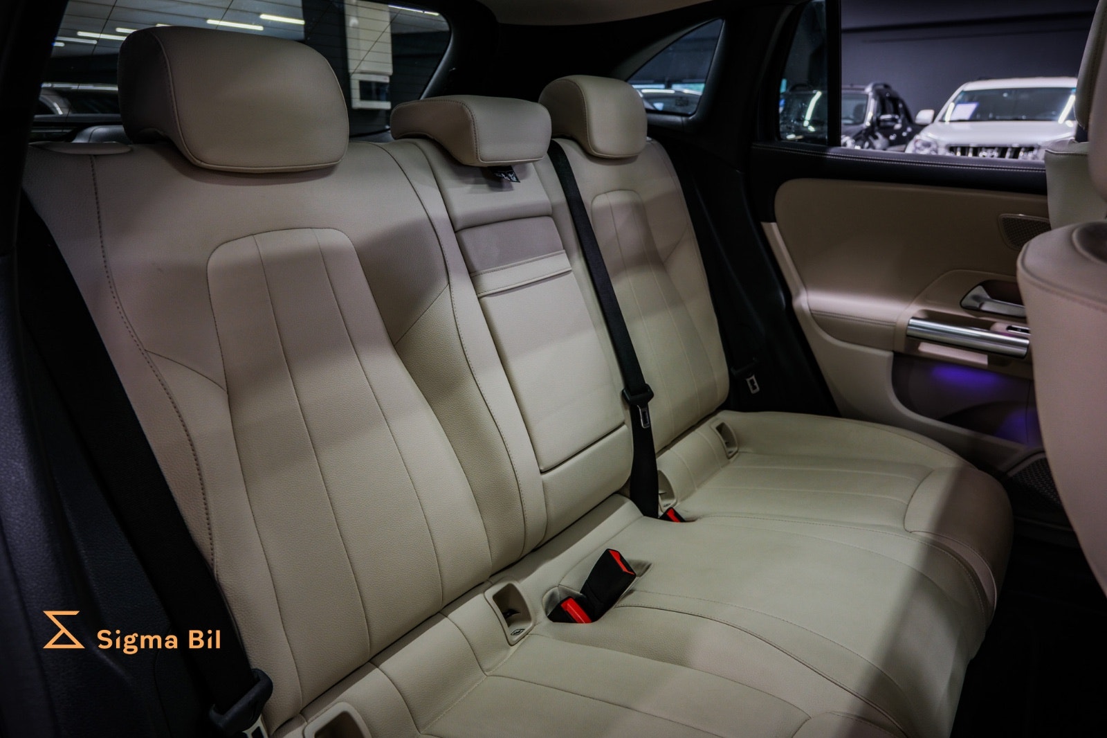 Bilde av Mercedes-Benz EQA300