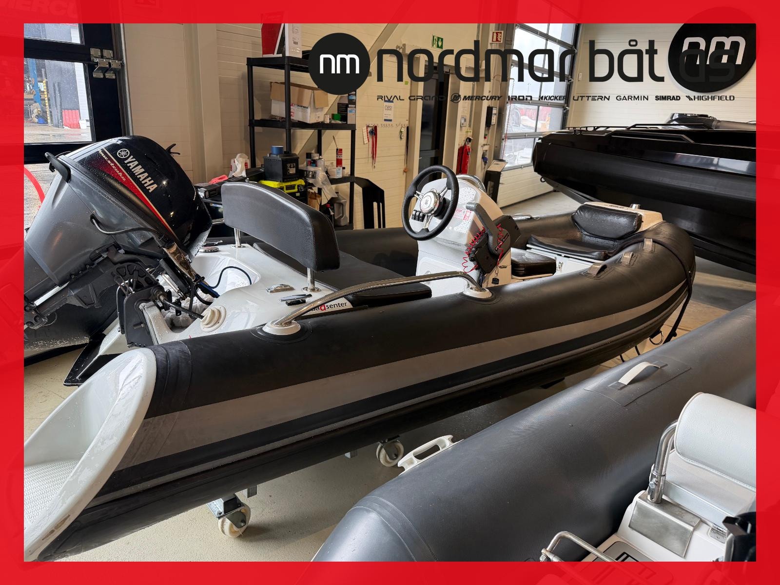 Bilde av 'Grand 380 Golden Line'
