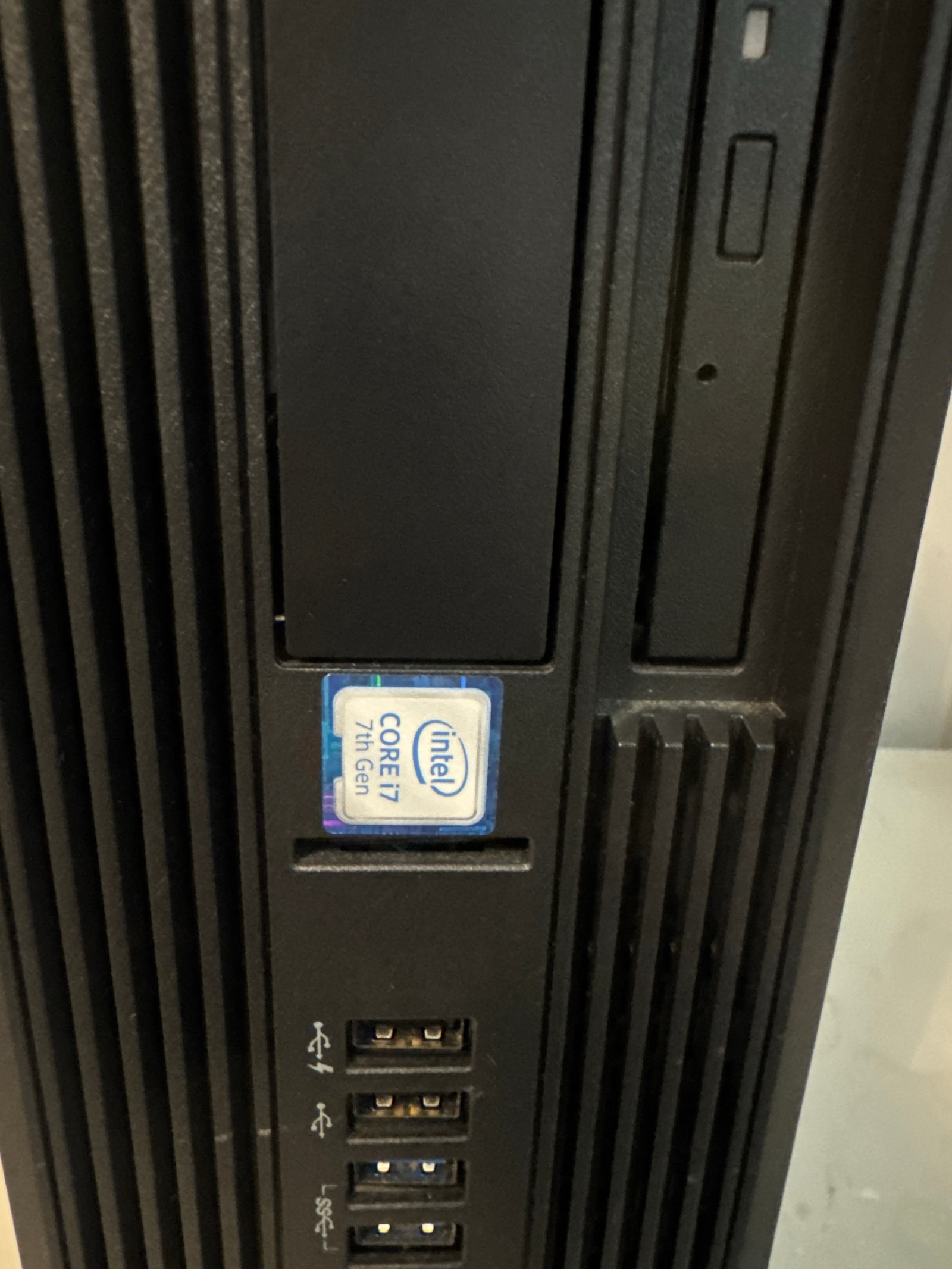 HP Z240 SFF Workstation, i7-7700 CPU, 16Gb DDR4 ram, 256GB NVme
