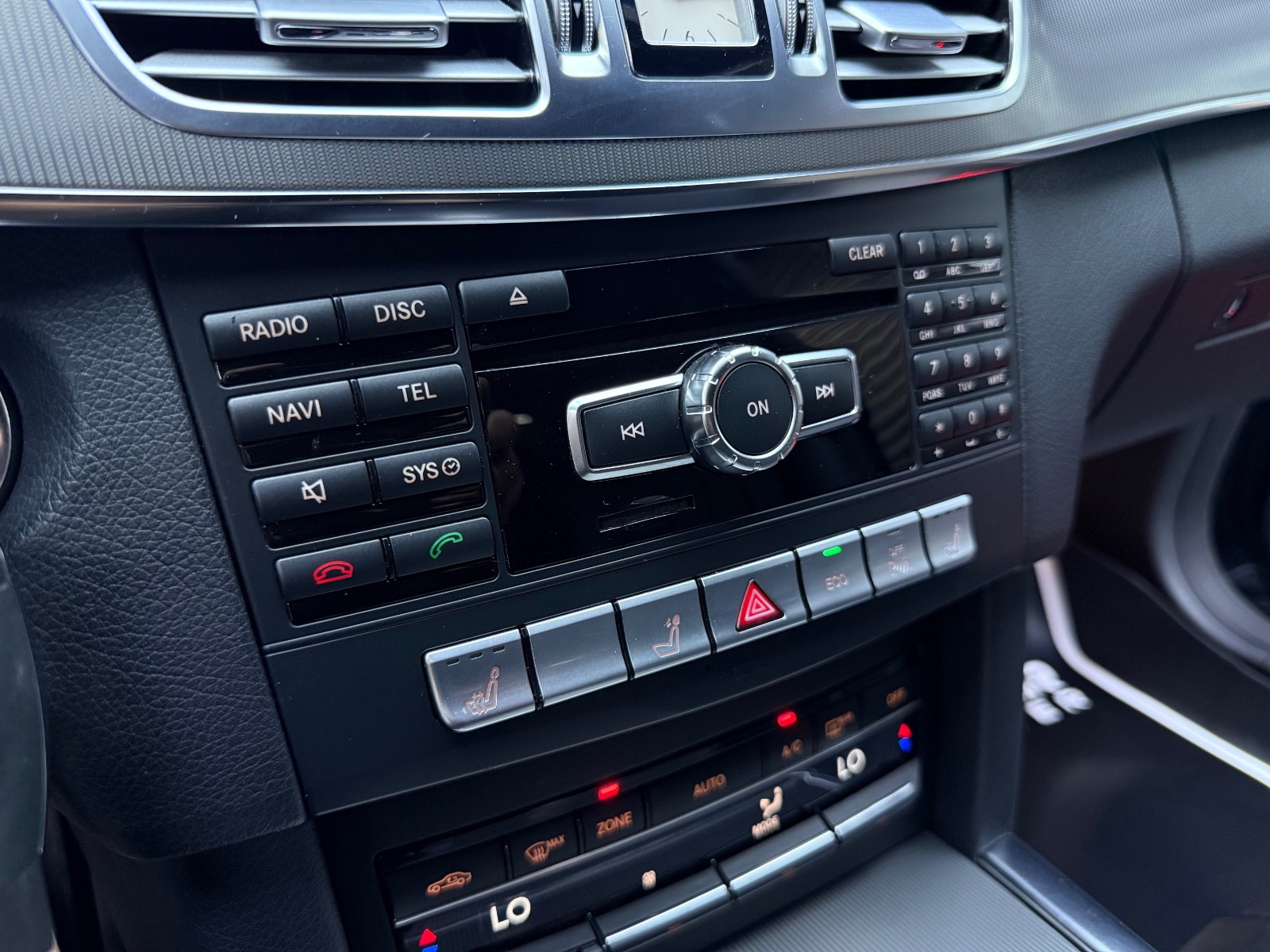 Hovedbilde av Mercedes-Benz E220