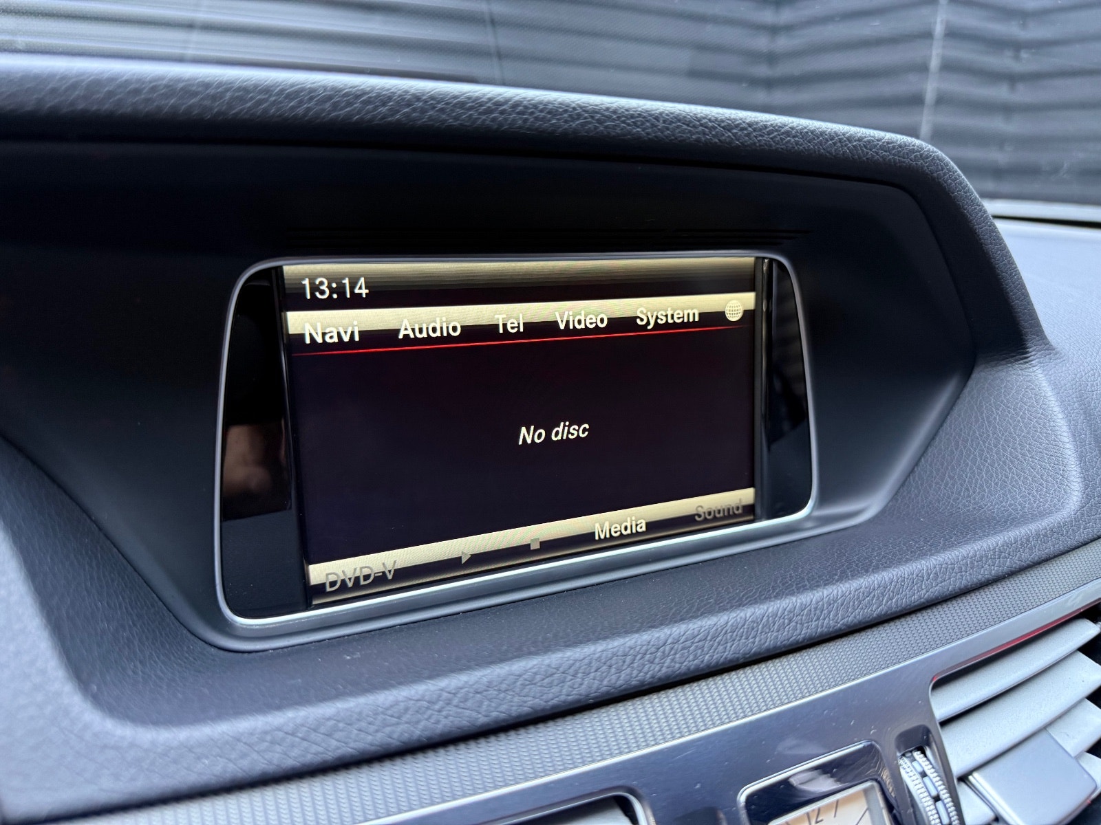 Hovedbilde av Mercedes-Benz E220