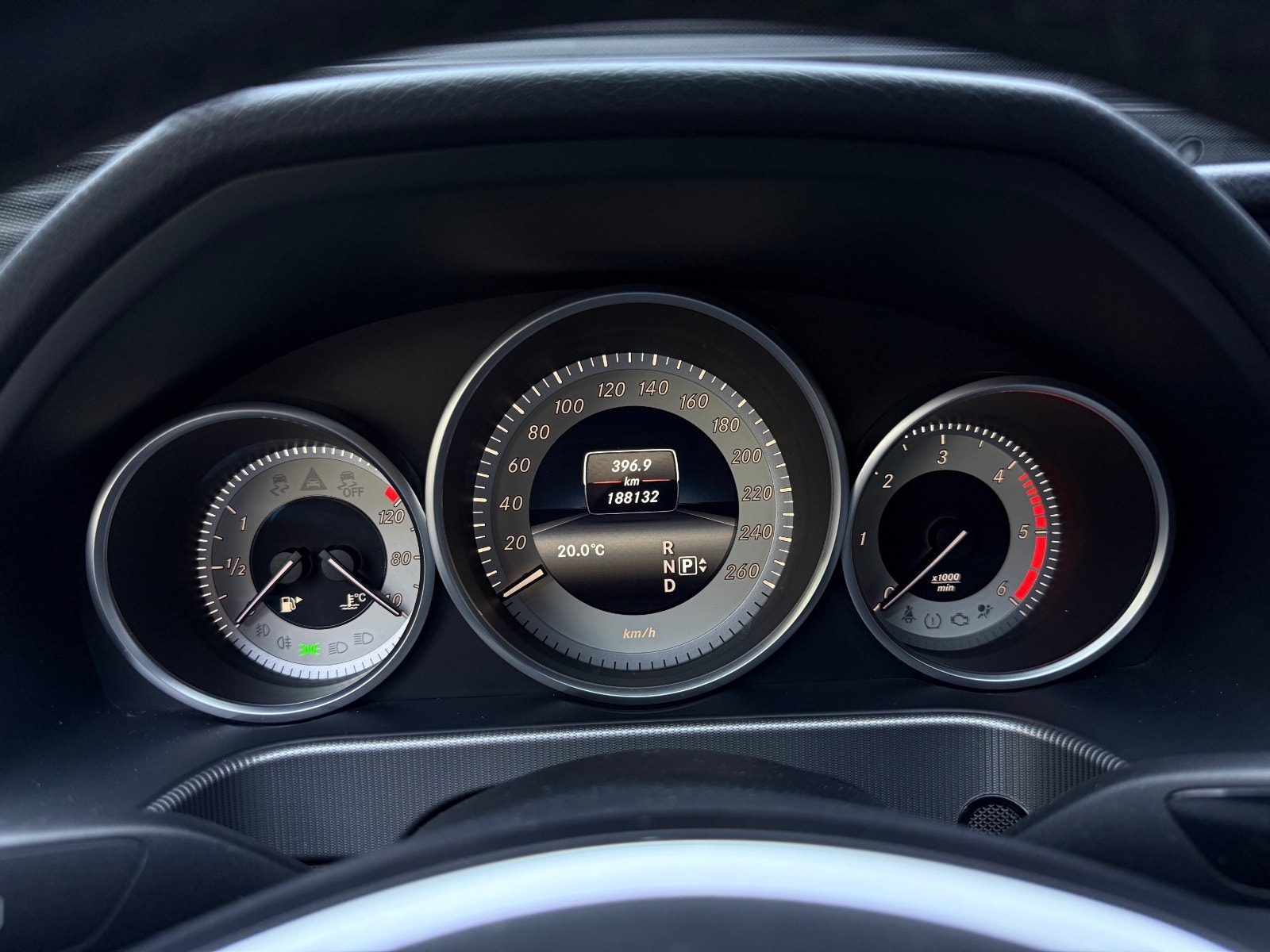 Hovedbilde av Mercedes-Benz E220