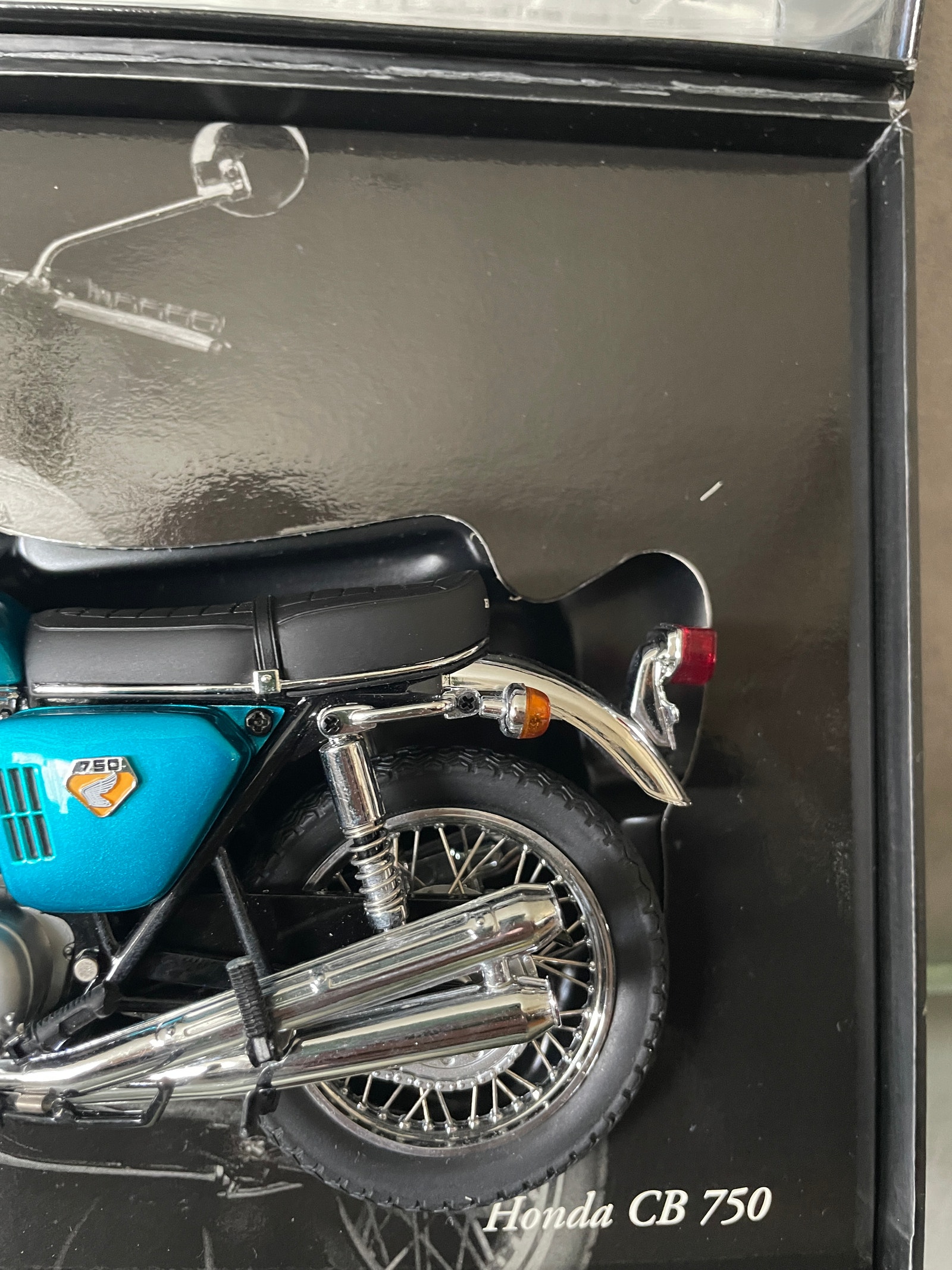 Minichamps Honda CB 750 modellmotorsykkel i eske | FINN-torget
