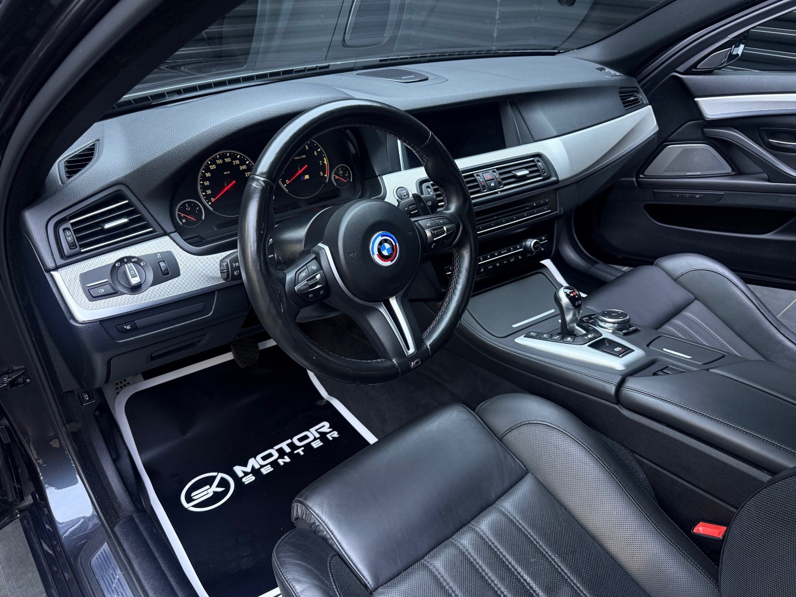 Hovedbilde av BMW M5