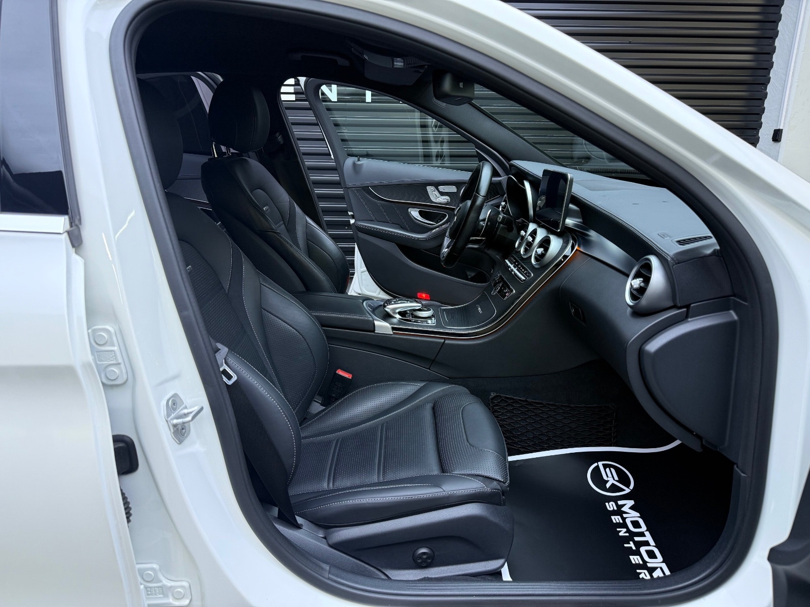 Hovedbilde av Mercedes-Benz C-Klasse