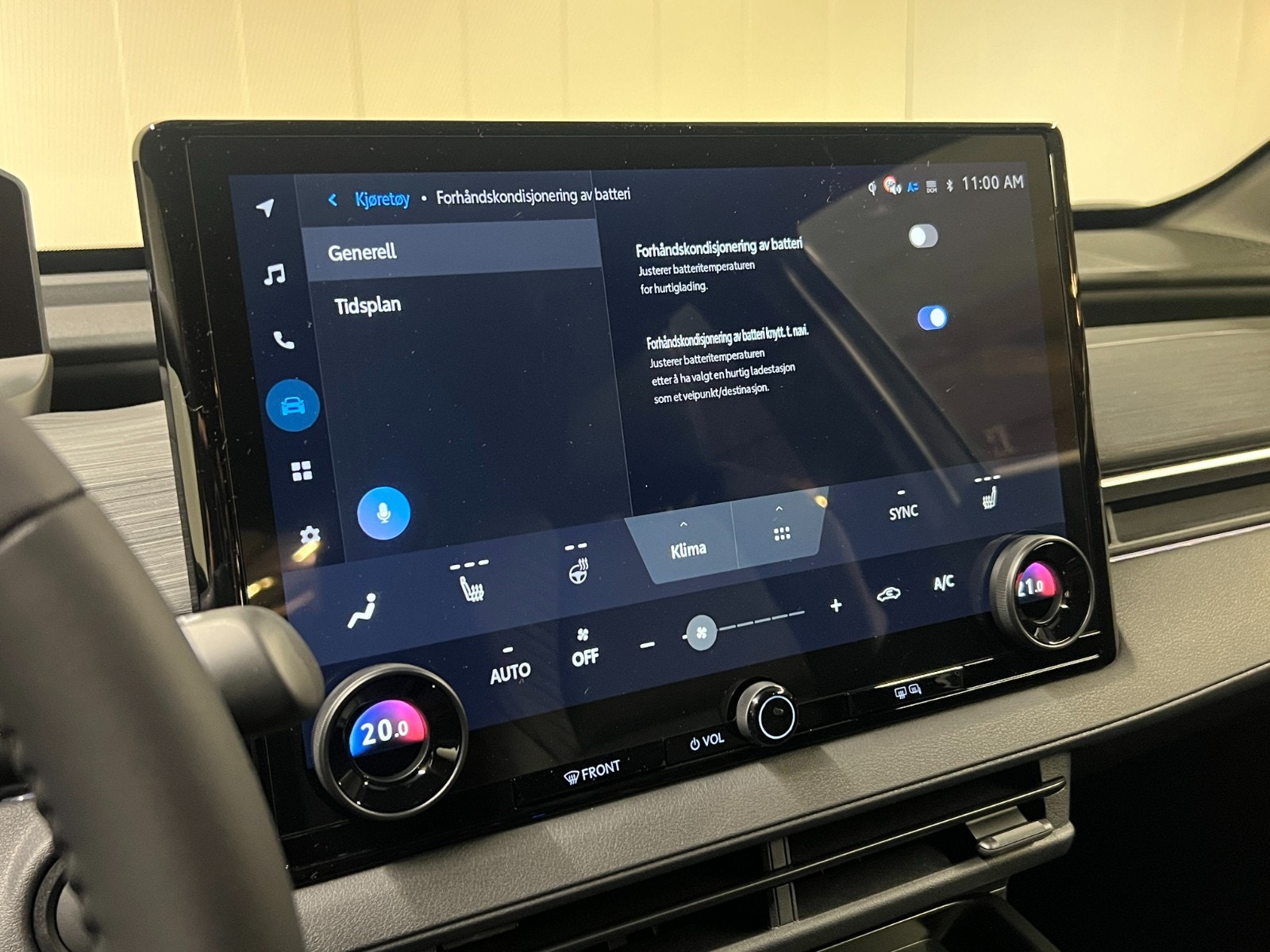 Hovedbilde av Toyota C-HR+