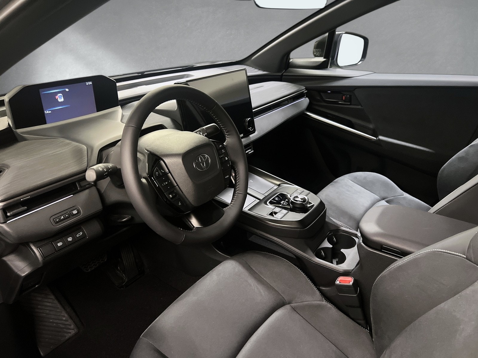 Hovedbilde av Toyota C-HR+