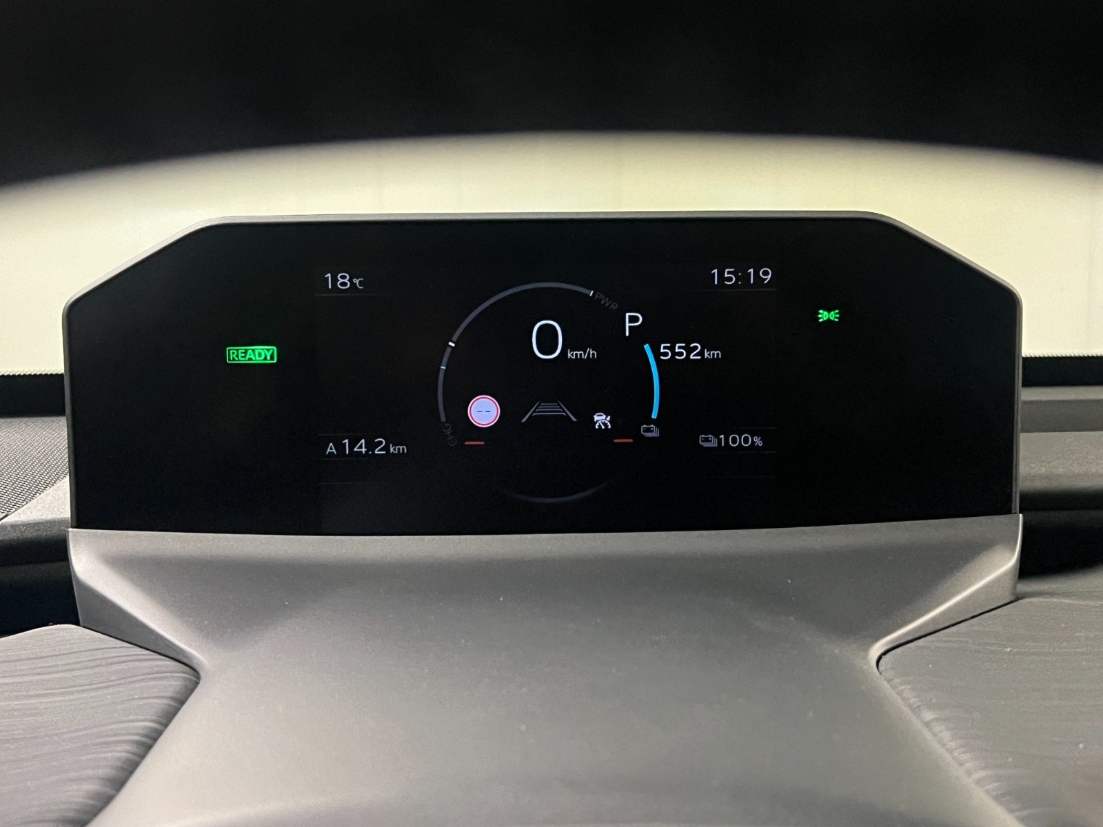 Hovedbilde av Toyota C-HR+